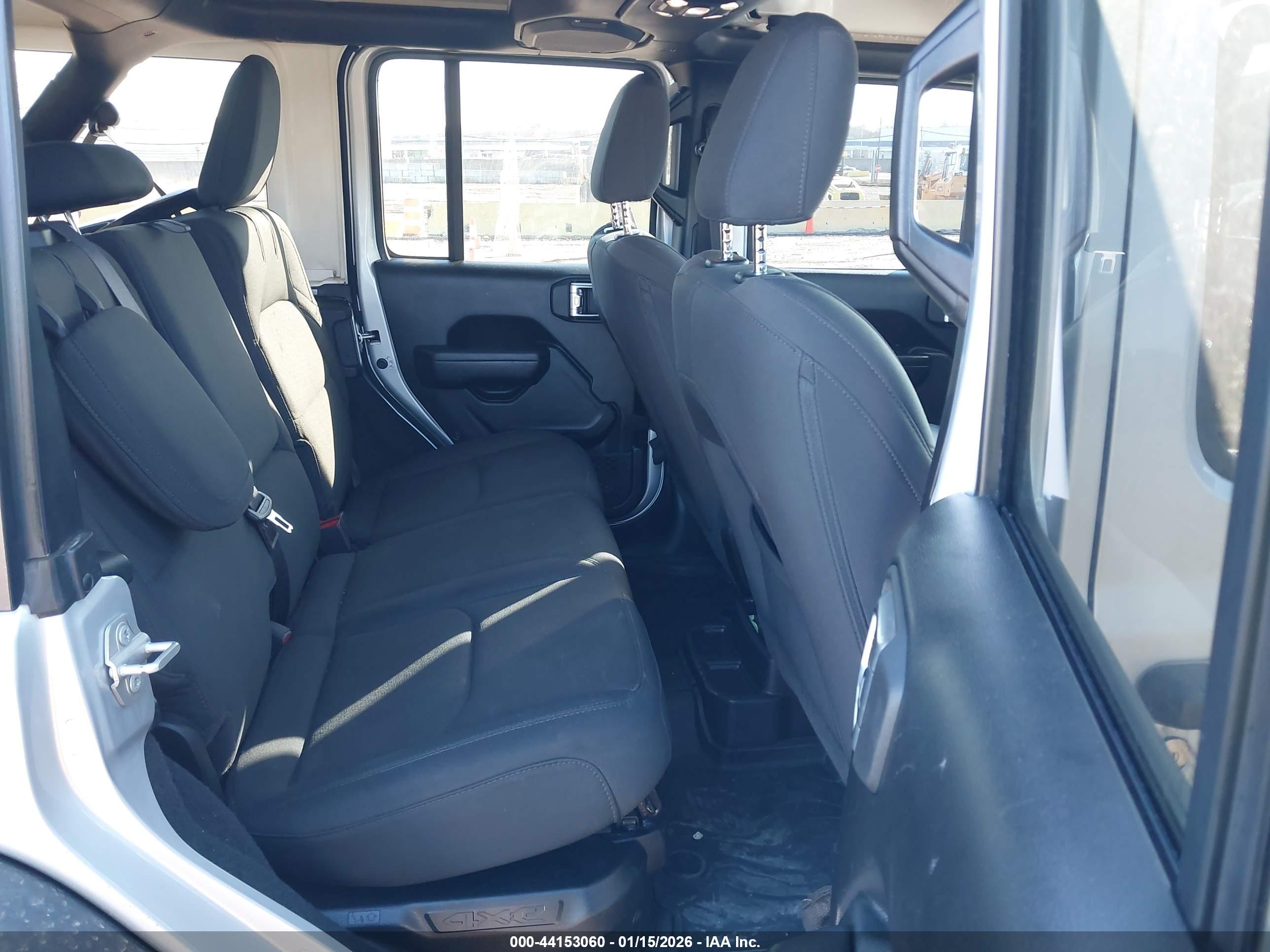 JEEP WRANGLER image 8