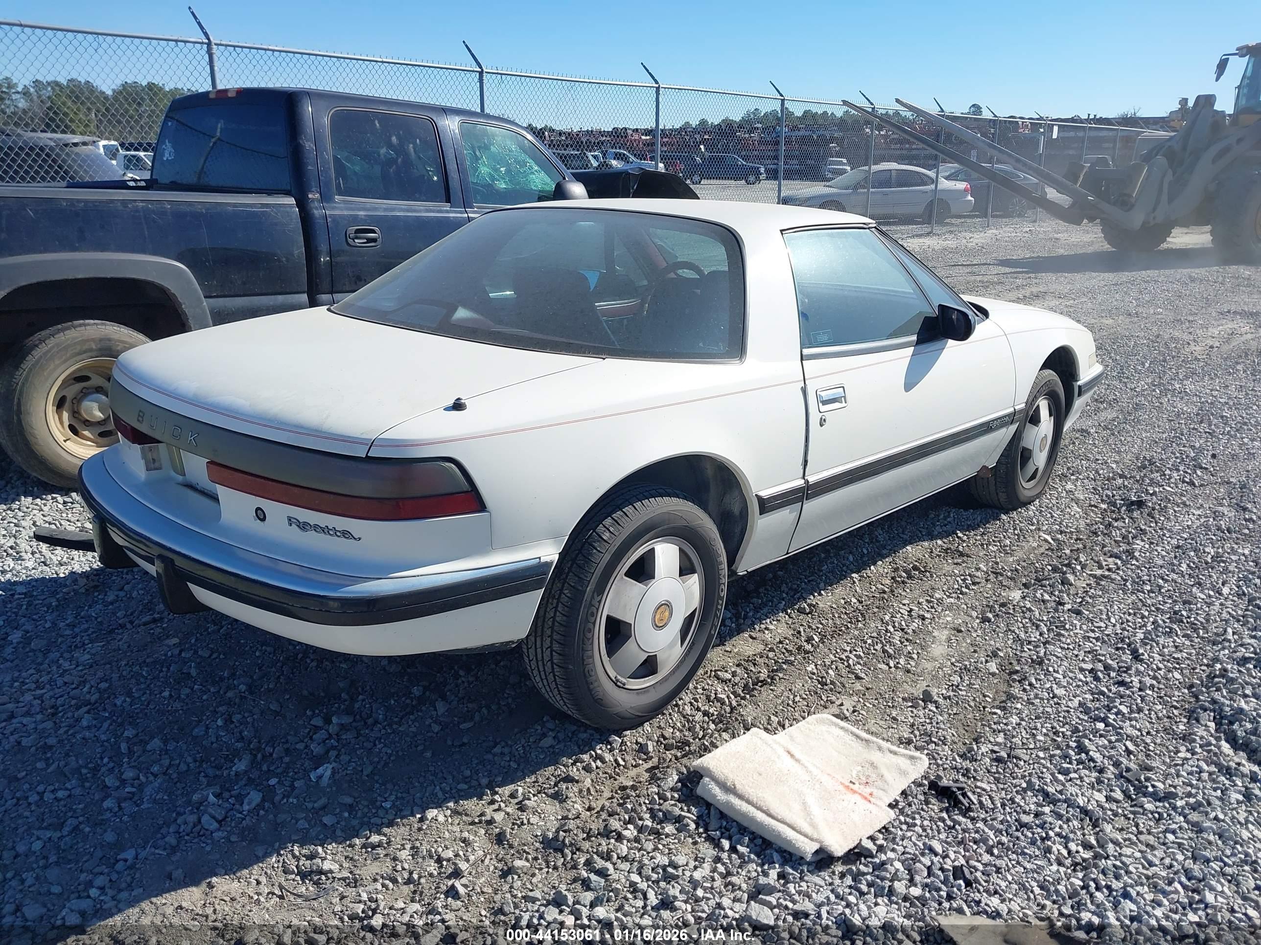 BUICK REATTA image 4