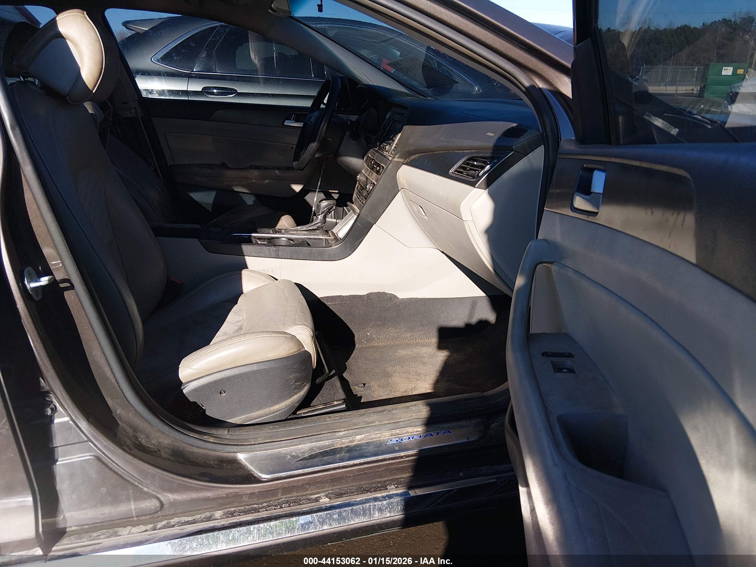 HYUNDAI SONATA image 5