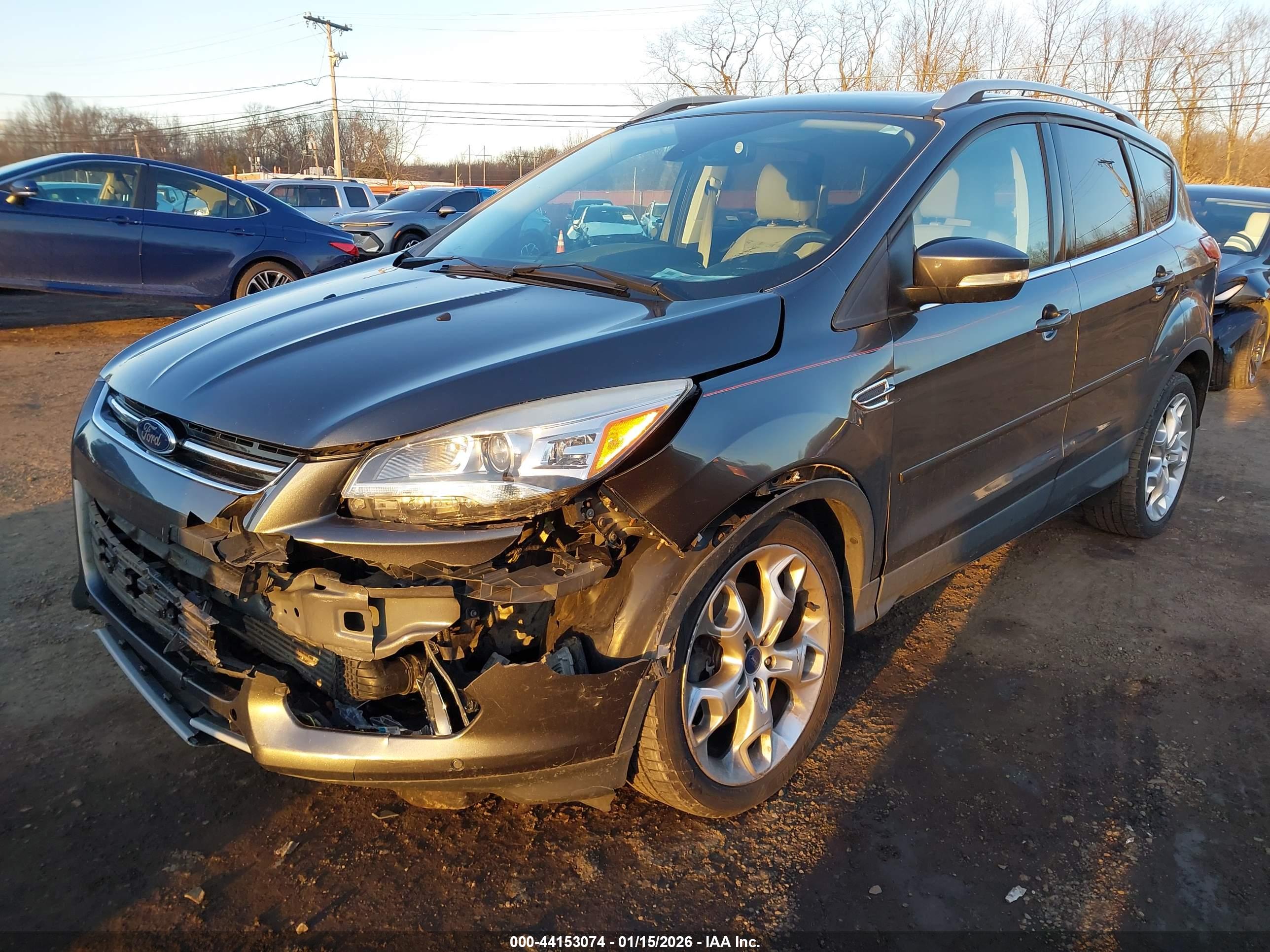 FORD ESCAPE image 6