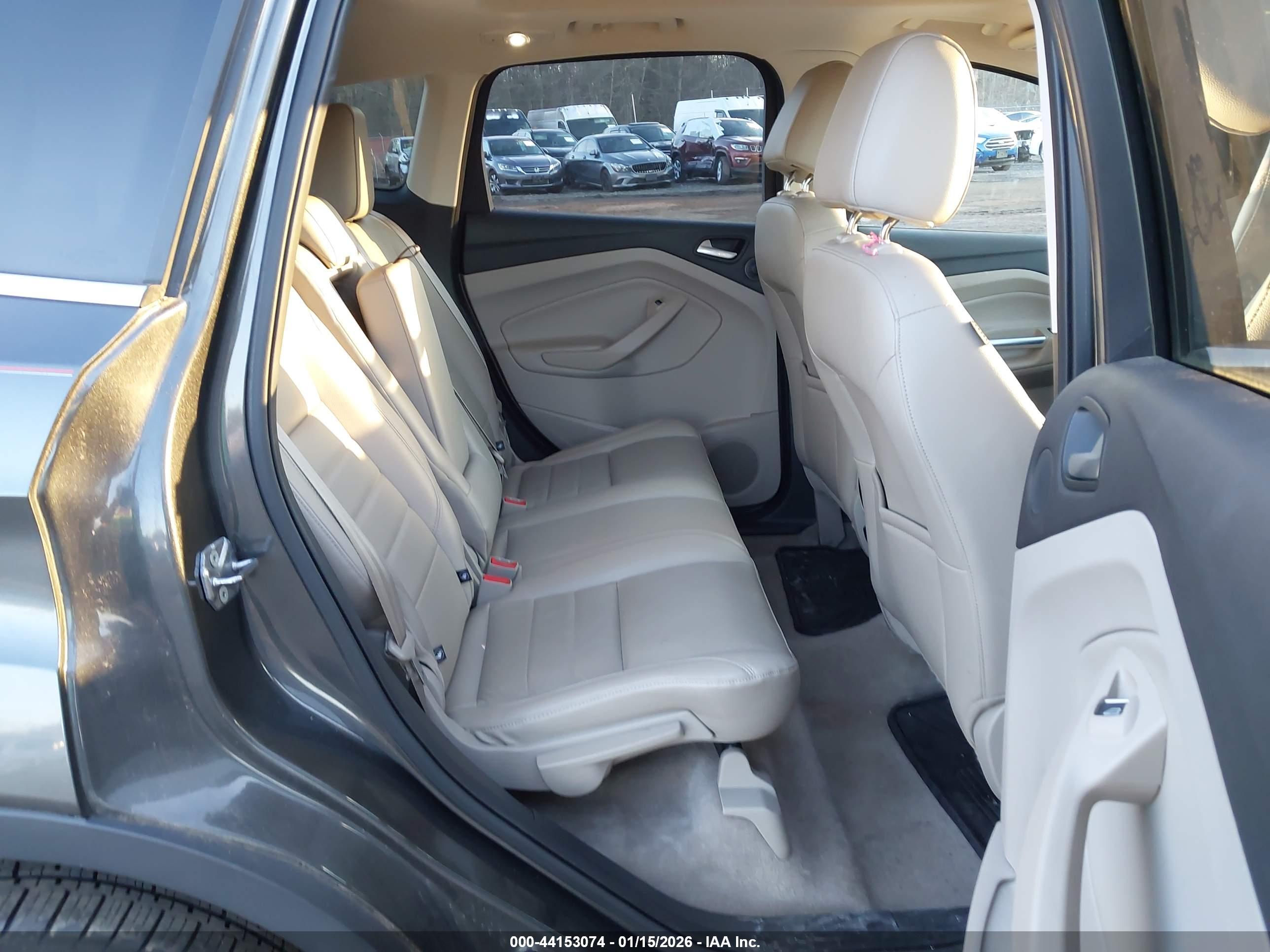 FORD ESCAPE image 8