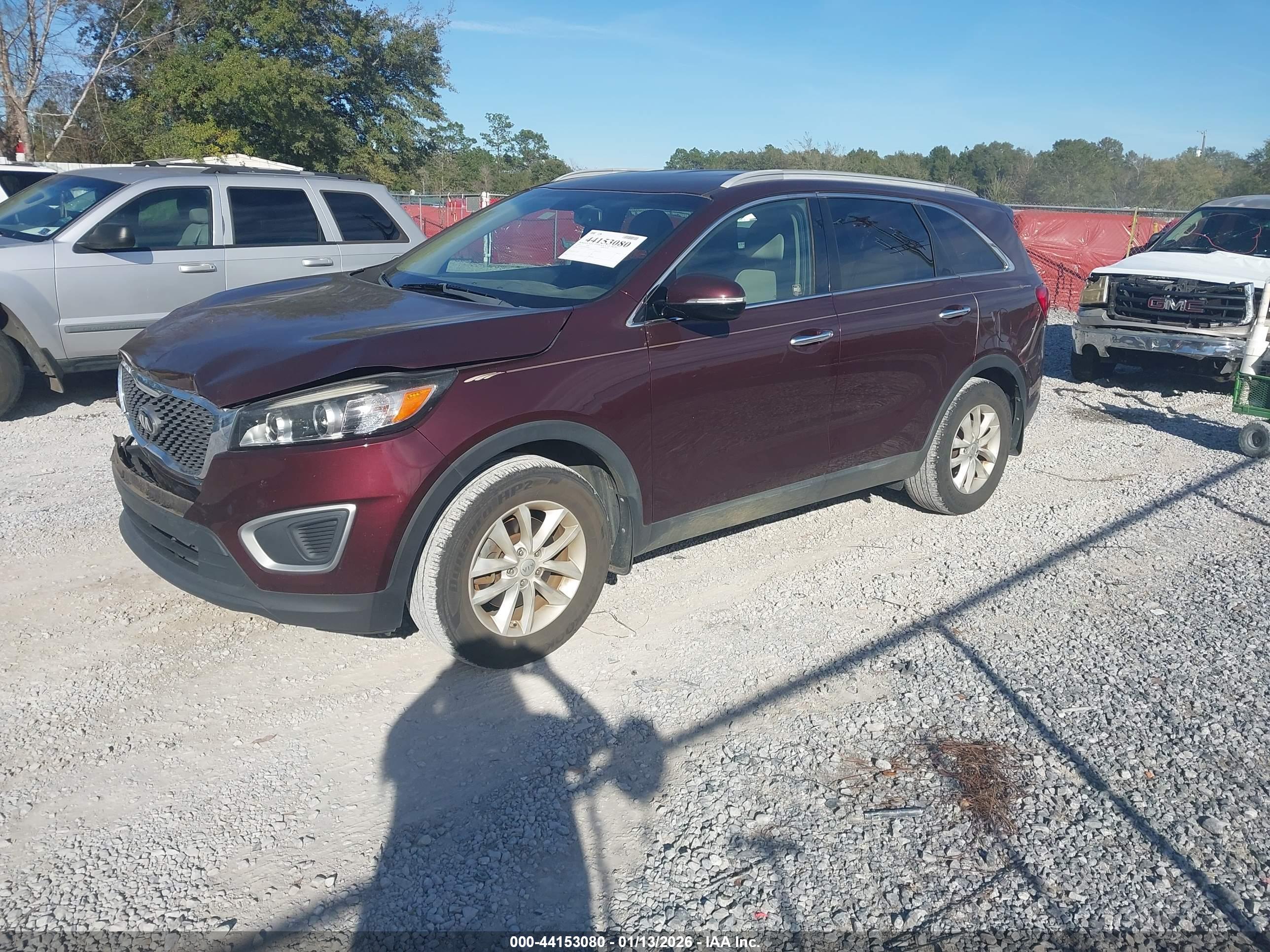 KIA SORENTO image 2