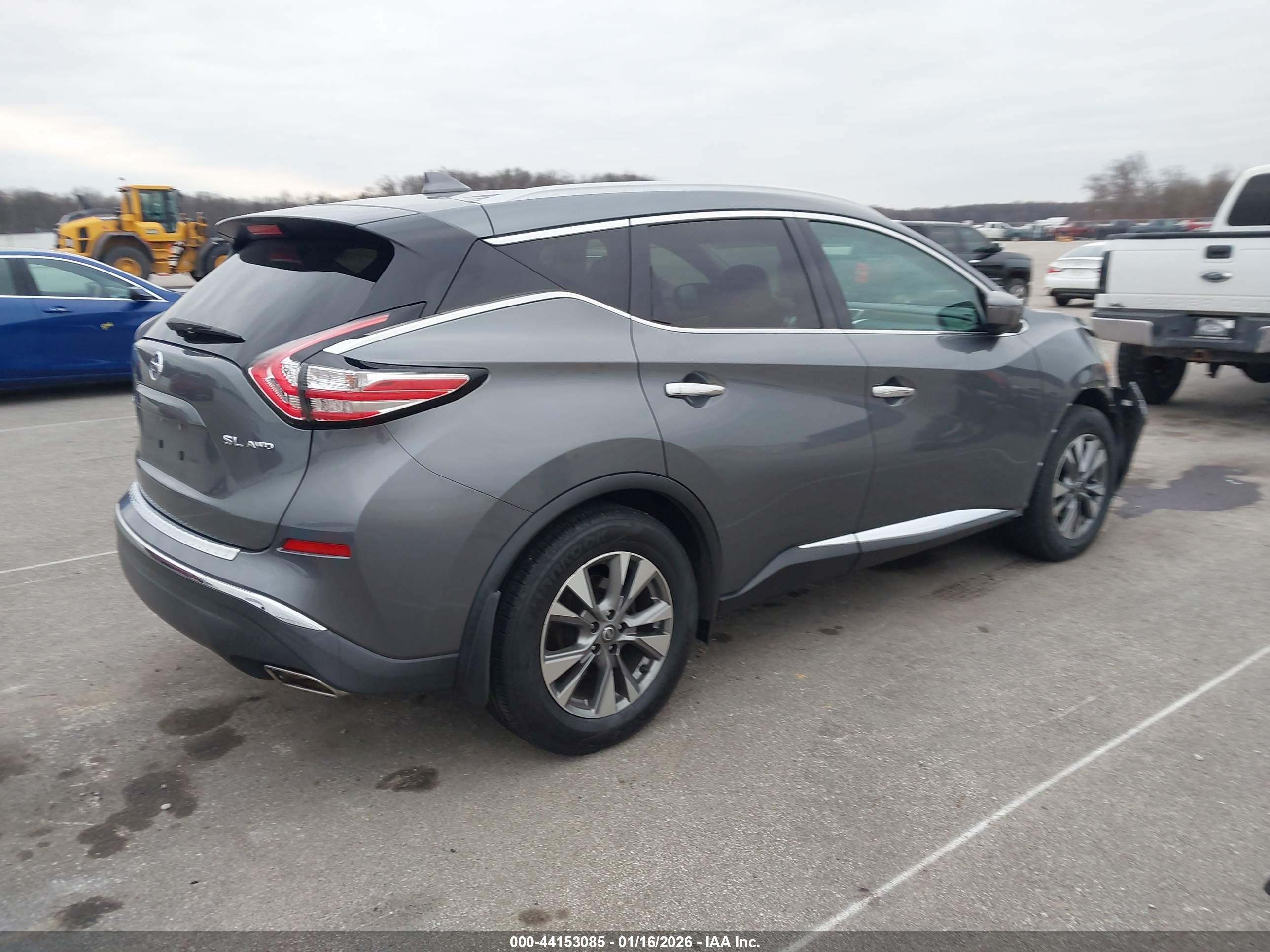 NISSAN MURANO image 4