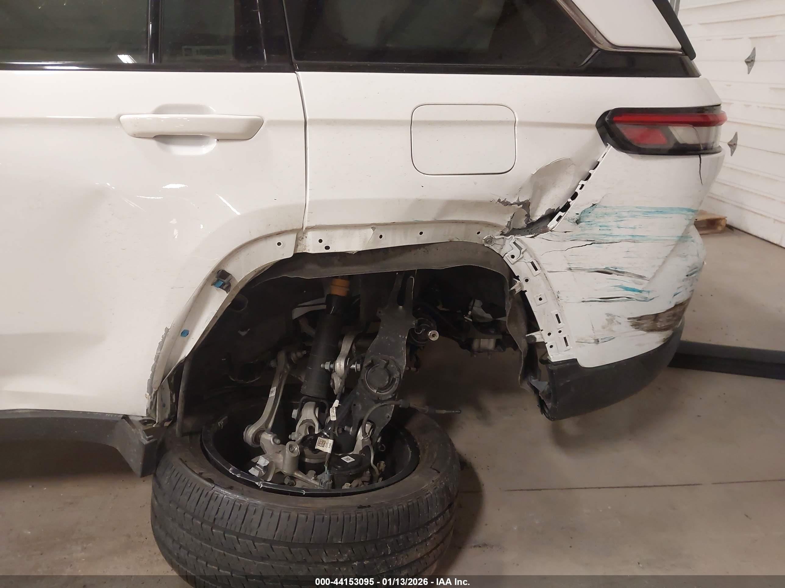 JEEP GRAND image 6