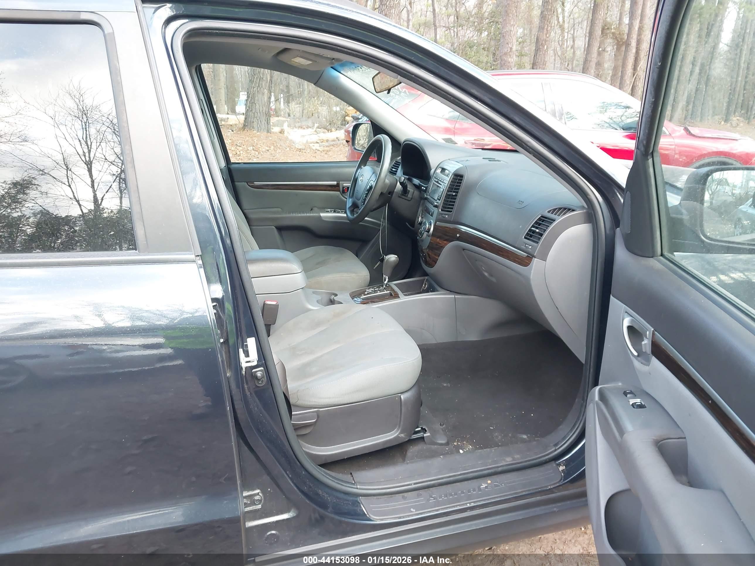 HYUNDAI SANTA image 5