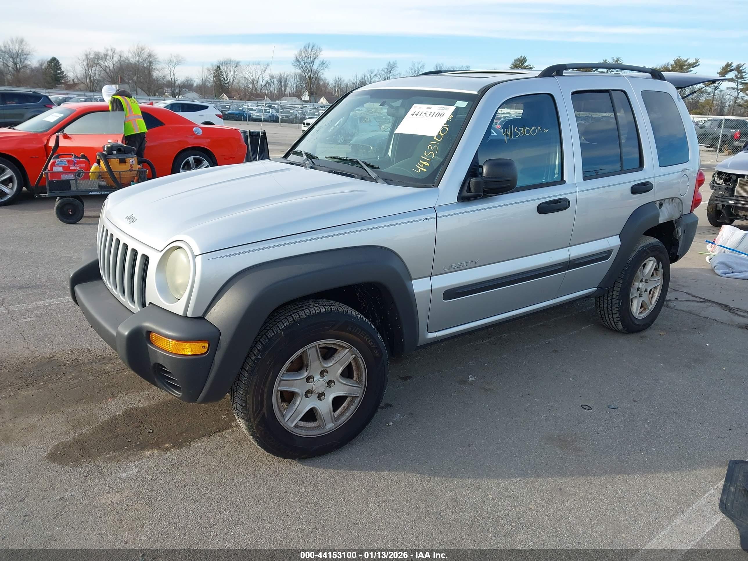 JEEP LIBERTY image 2