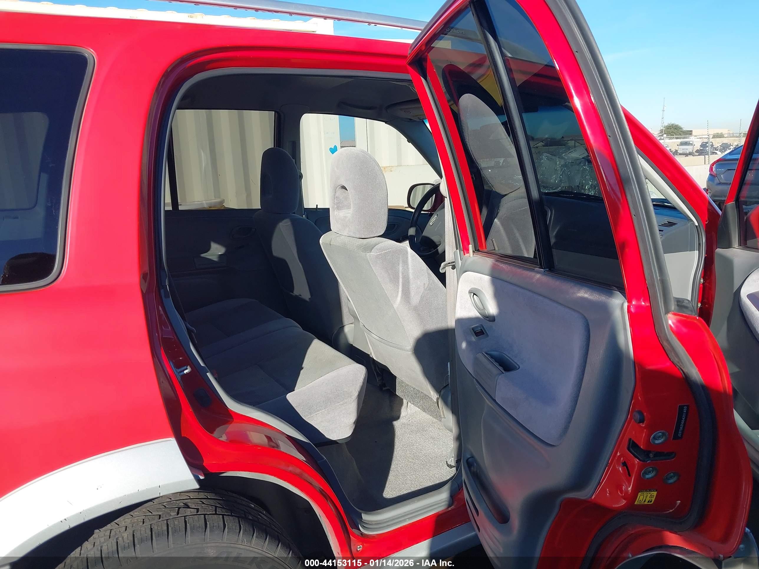 SUZUKI GRAND image 8