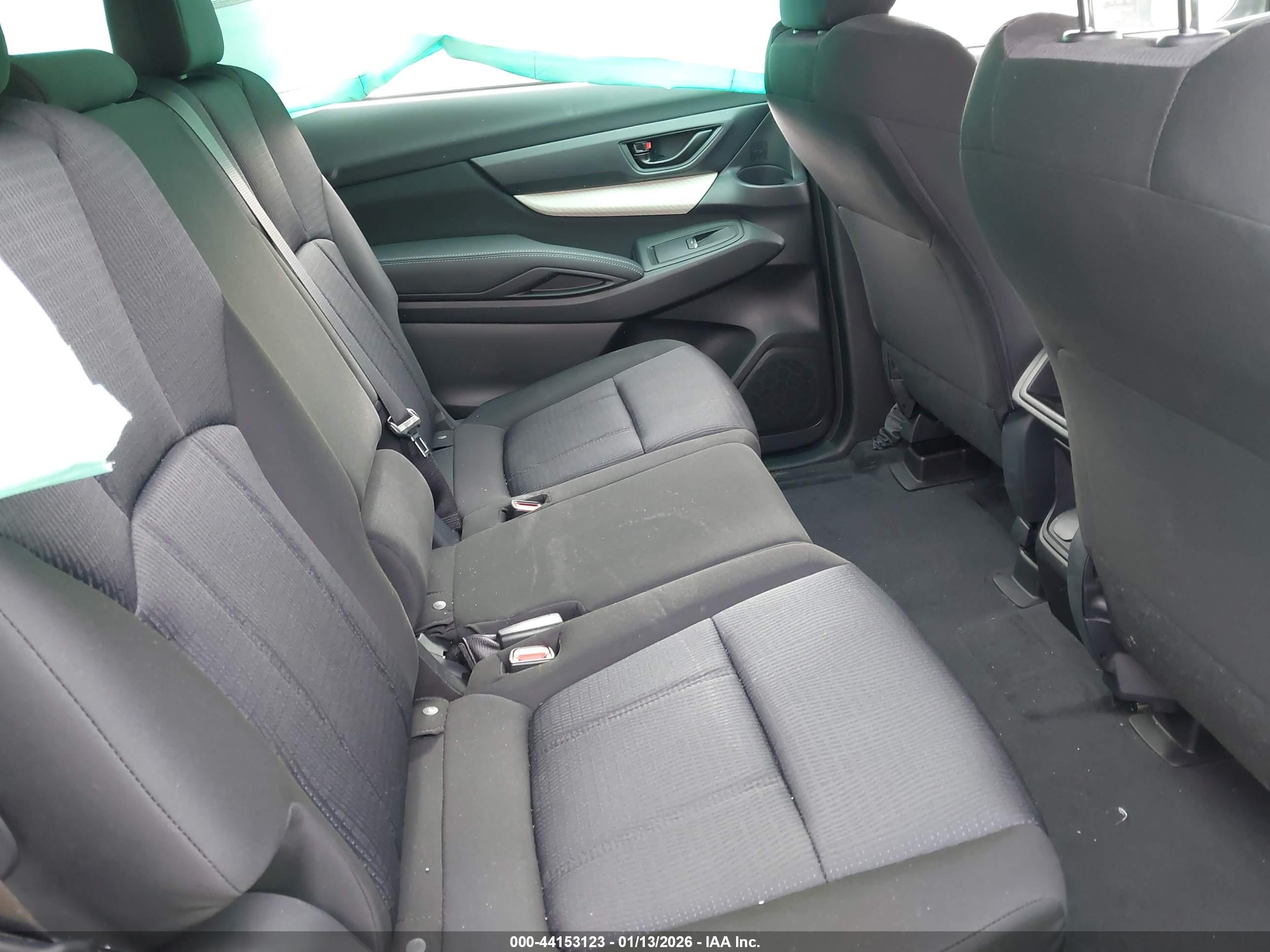 SUBARU ASCENT image 8