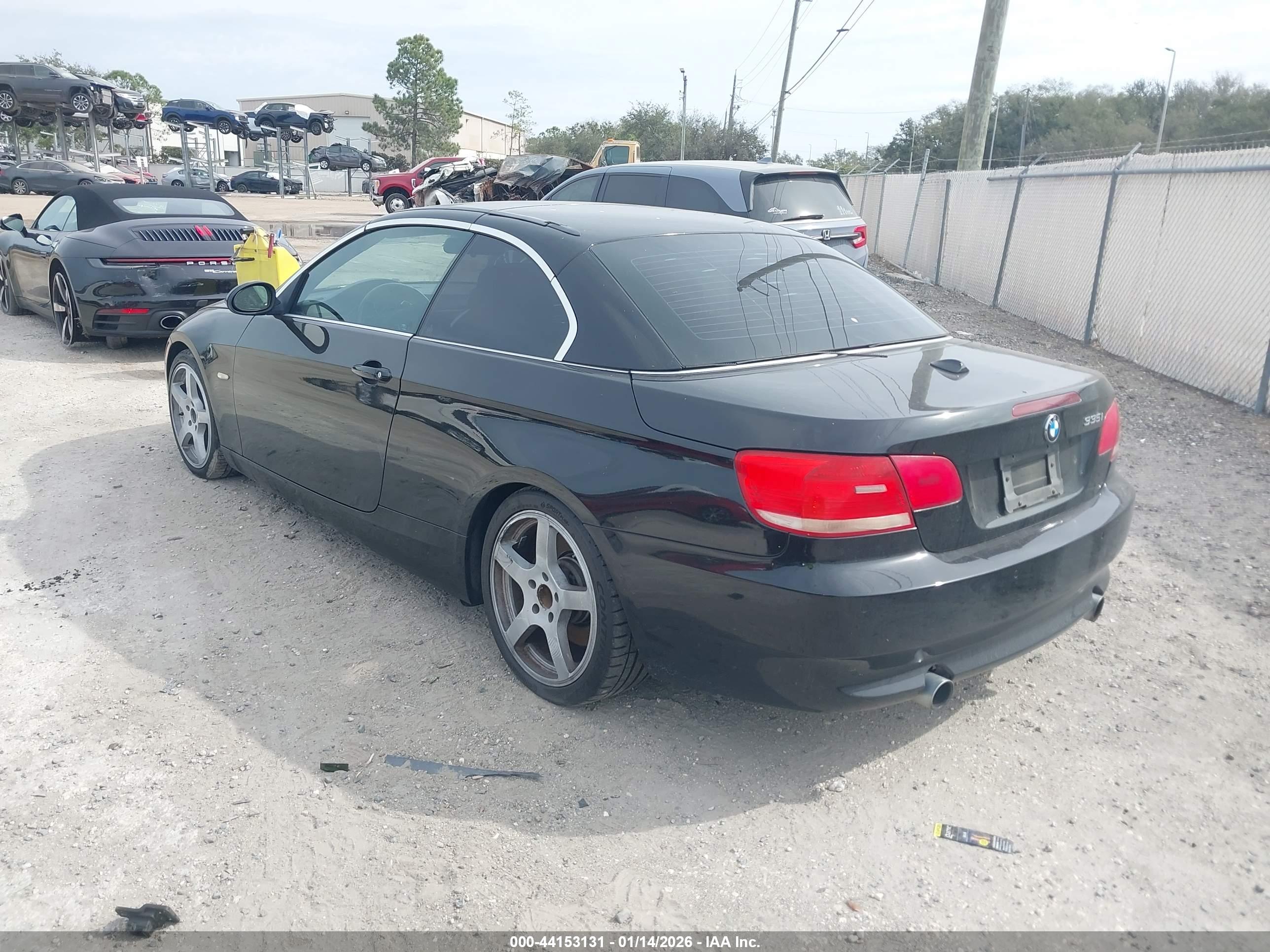 BMW 335I image 3