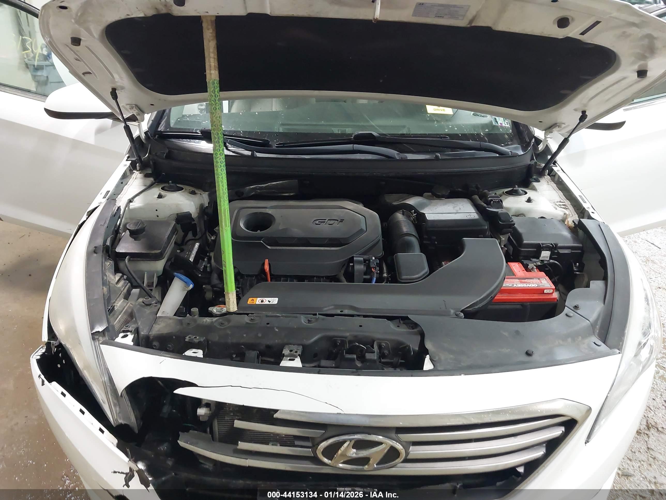 HYUNDAI SONATA image 10