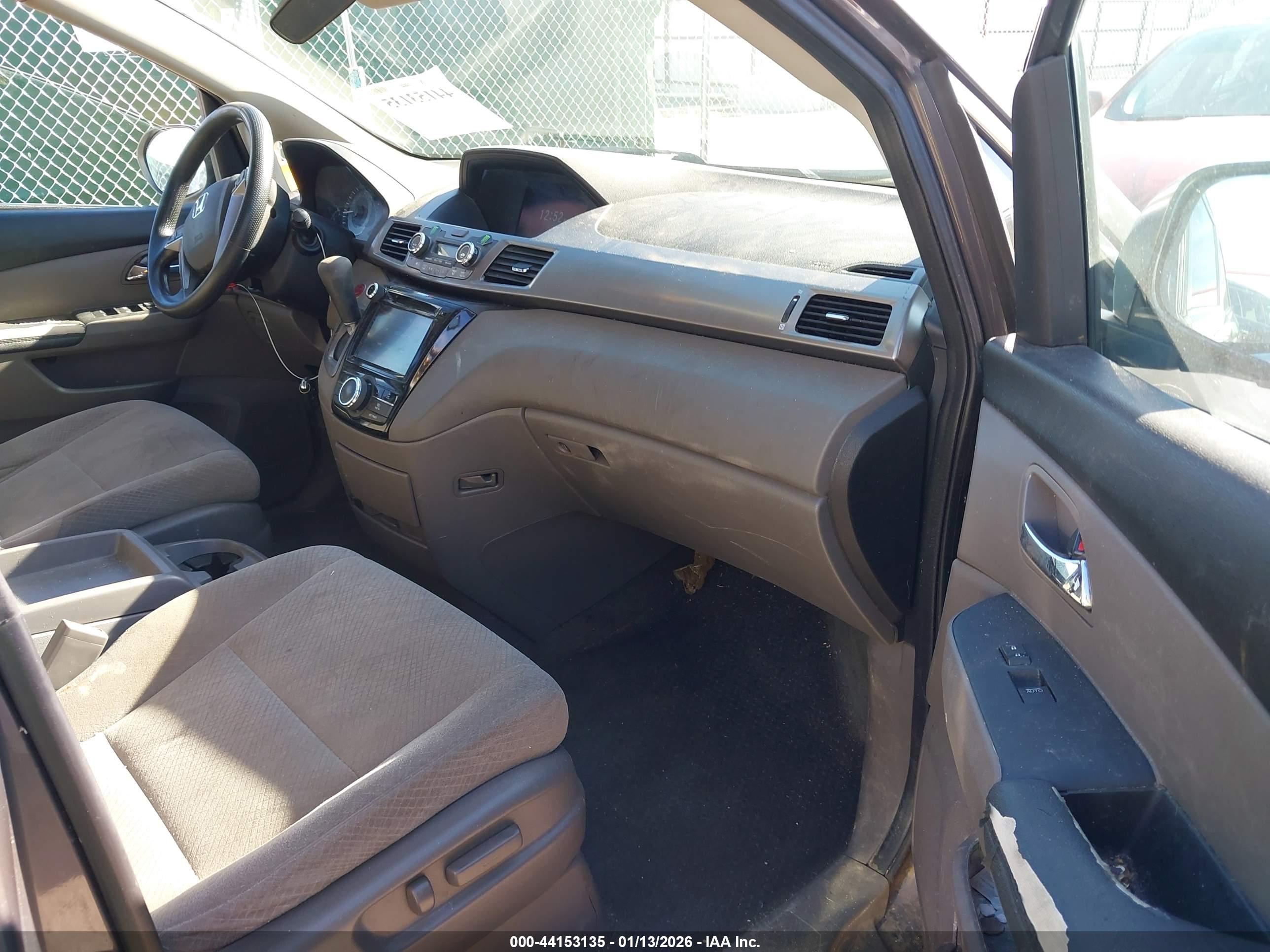 HONDA ODYSSEY image 5