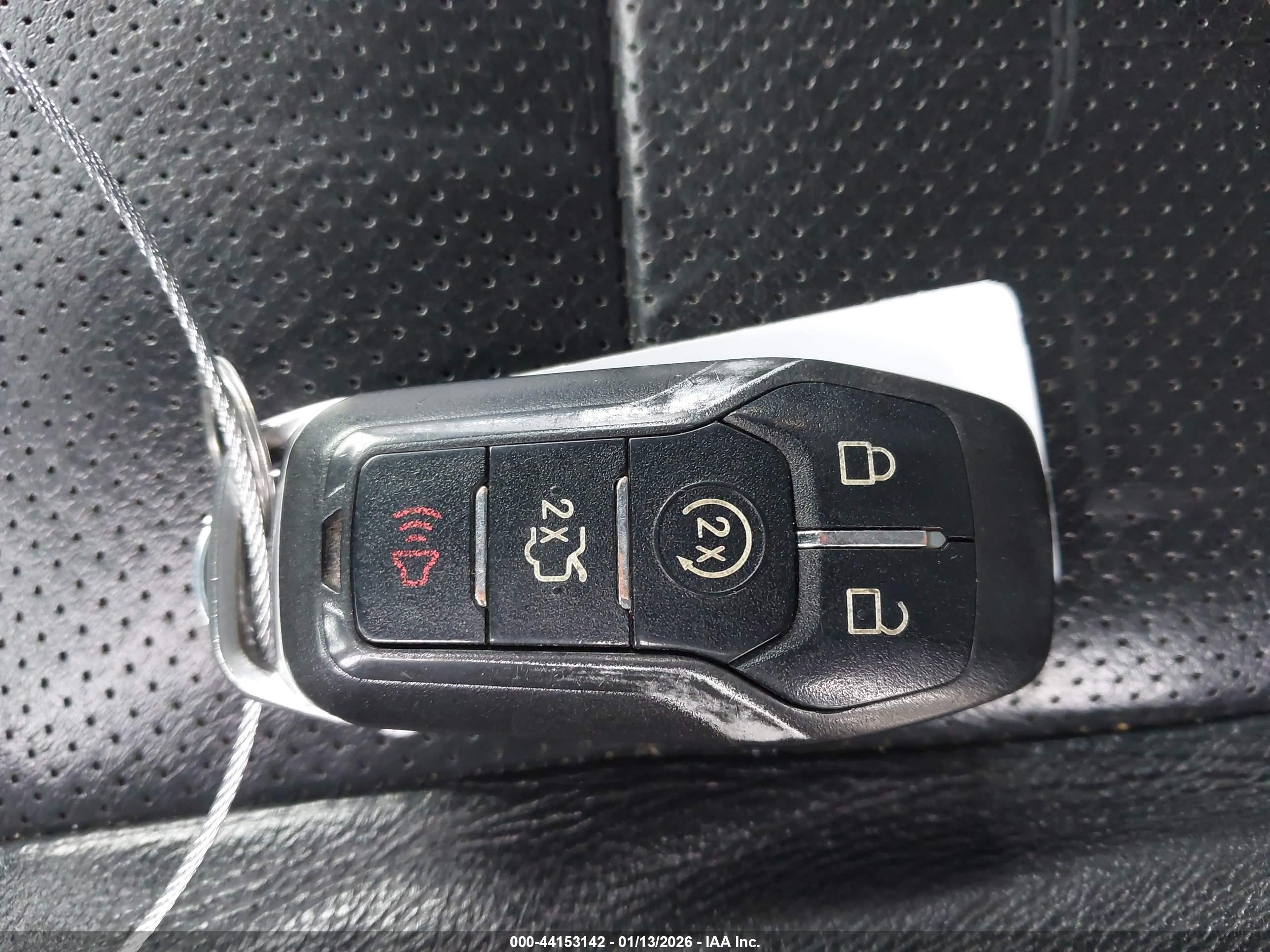 FORD EXPLORER image 11
