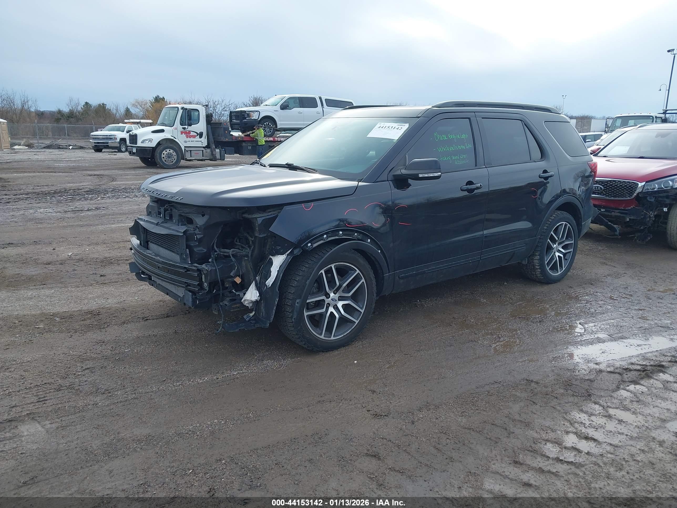 FORD EXPLORER image 2