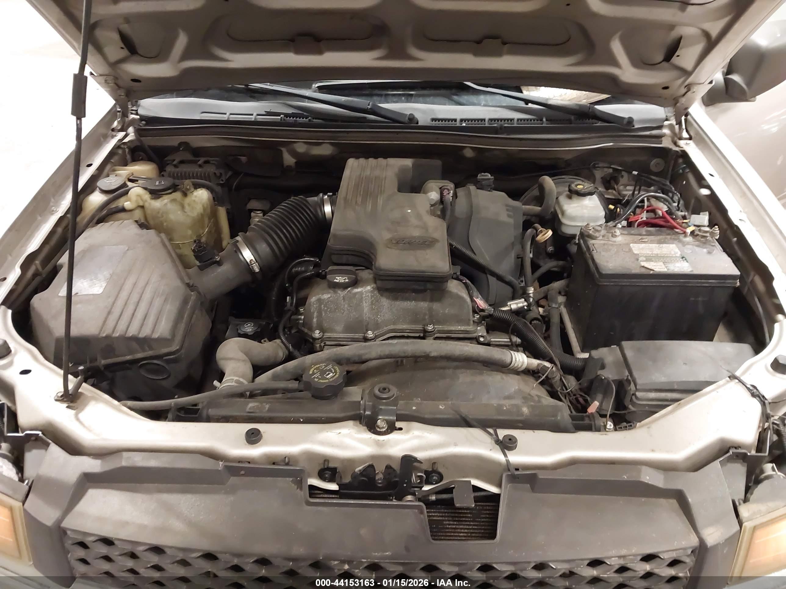 CHEVROLET COLORADO image 10