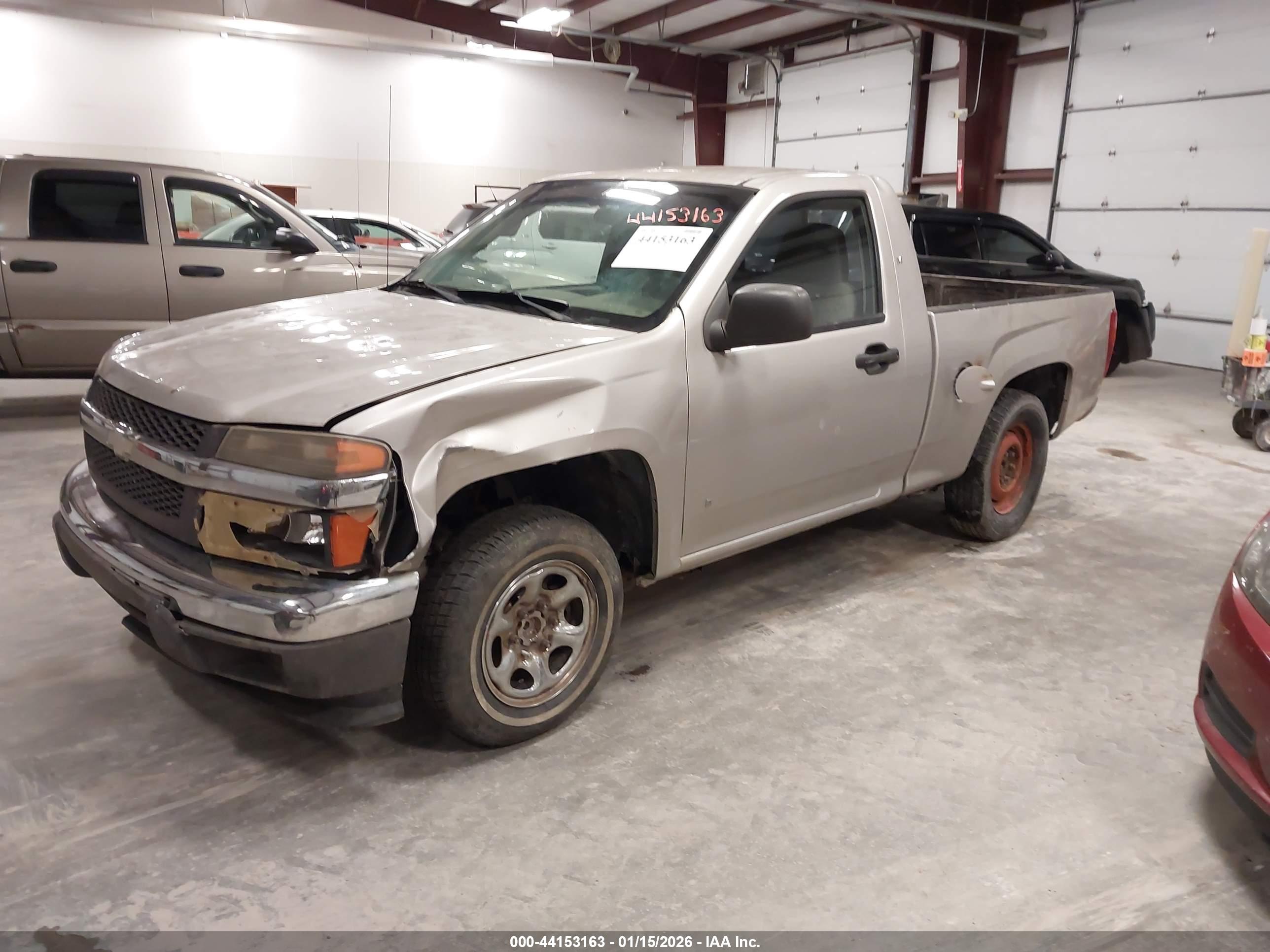 CHEVROLET COLORADO image 2
