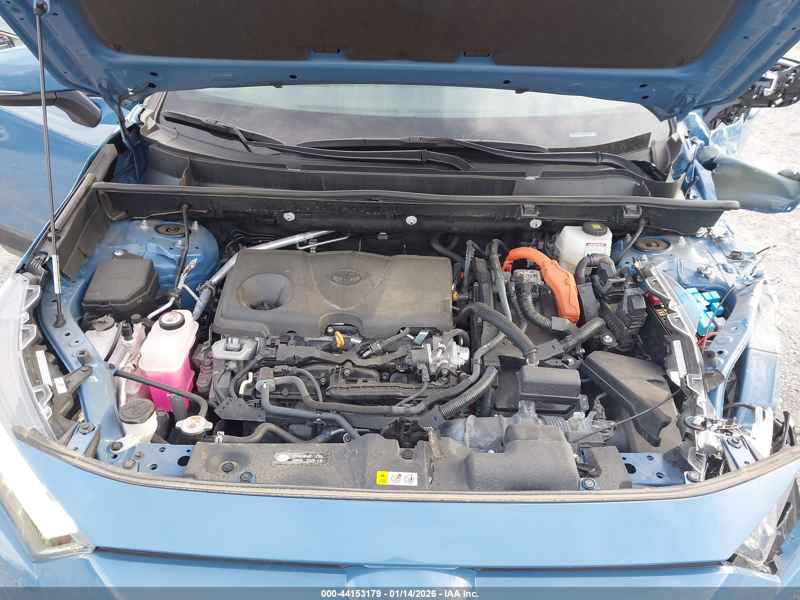TOYOTA RAV4 image 10