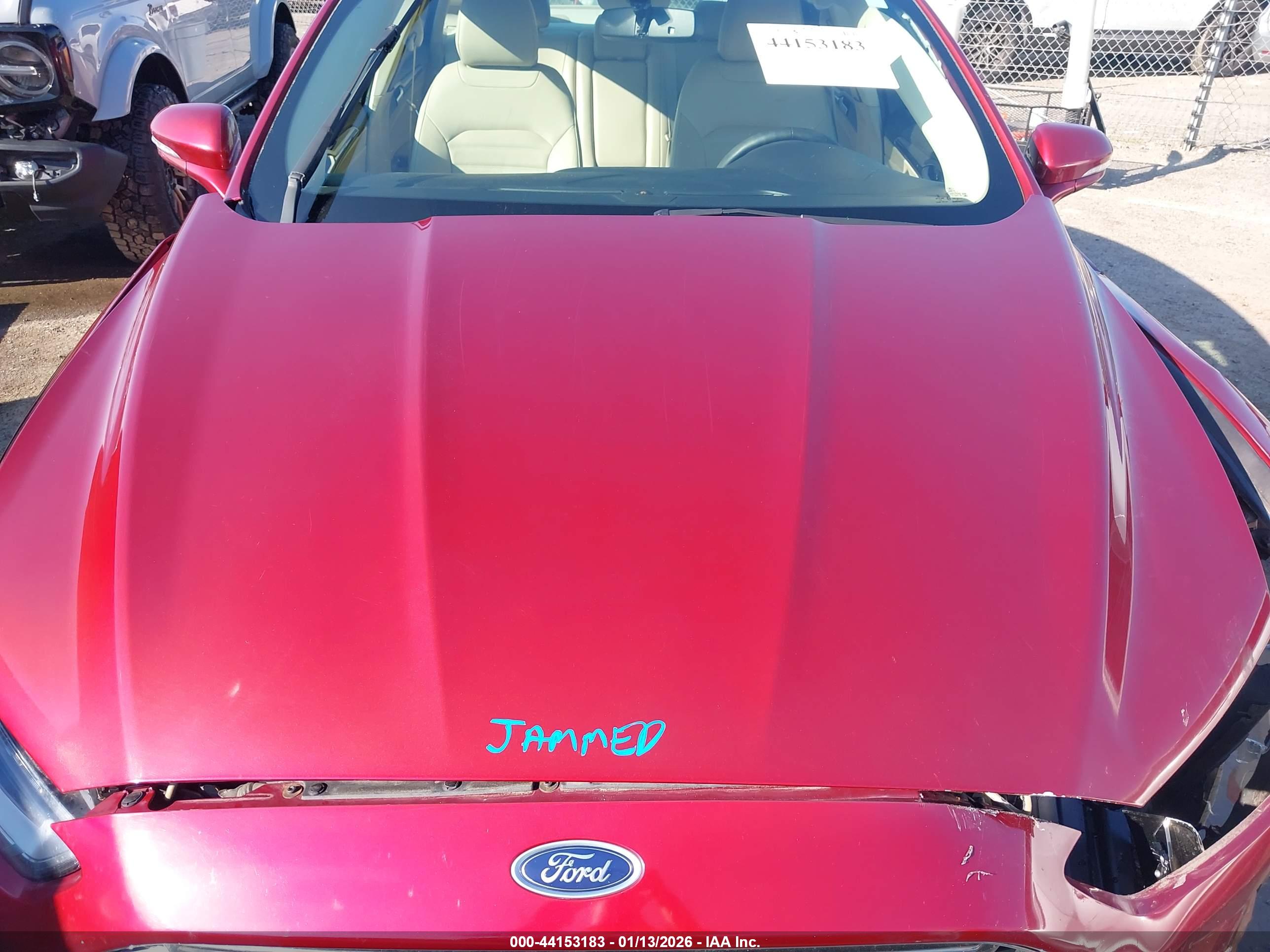 FORD FUSION image 10
