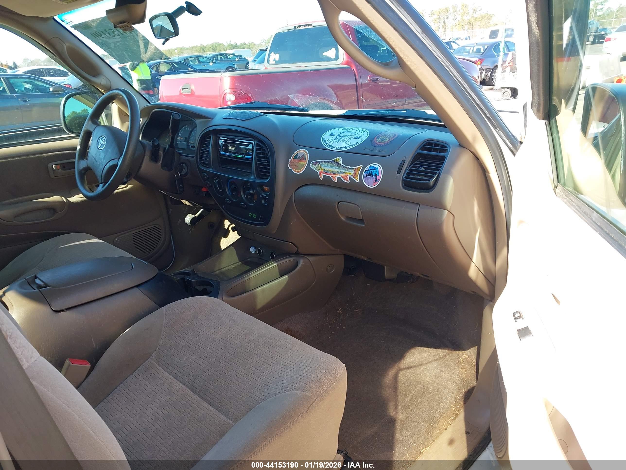 TOYOTA TUNDRA image 5