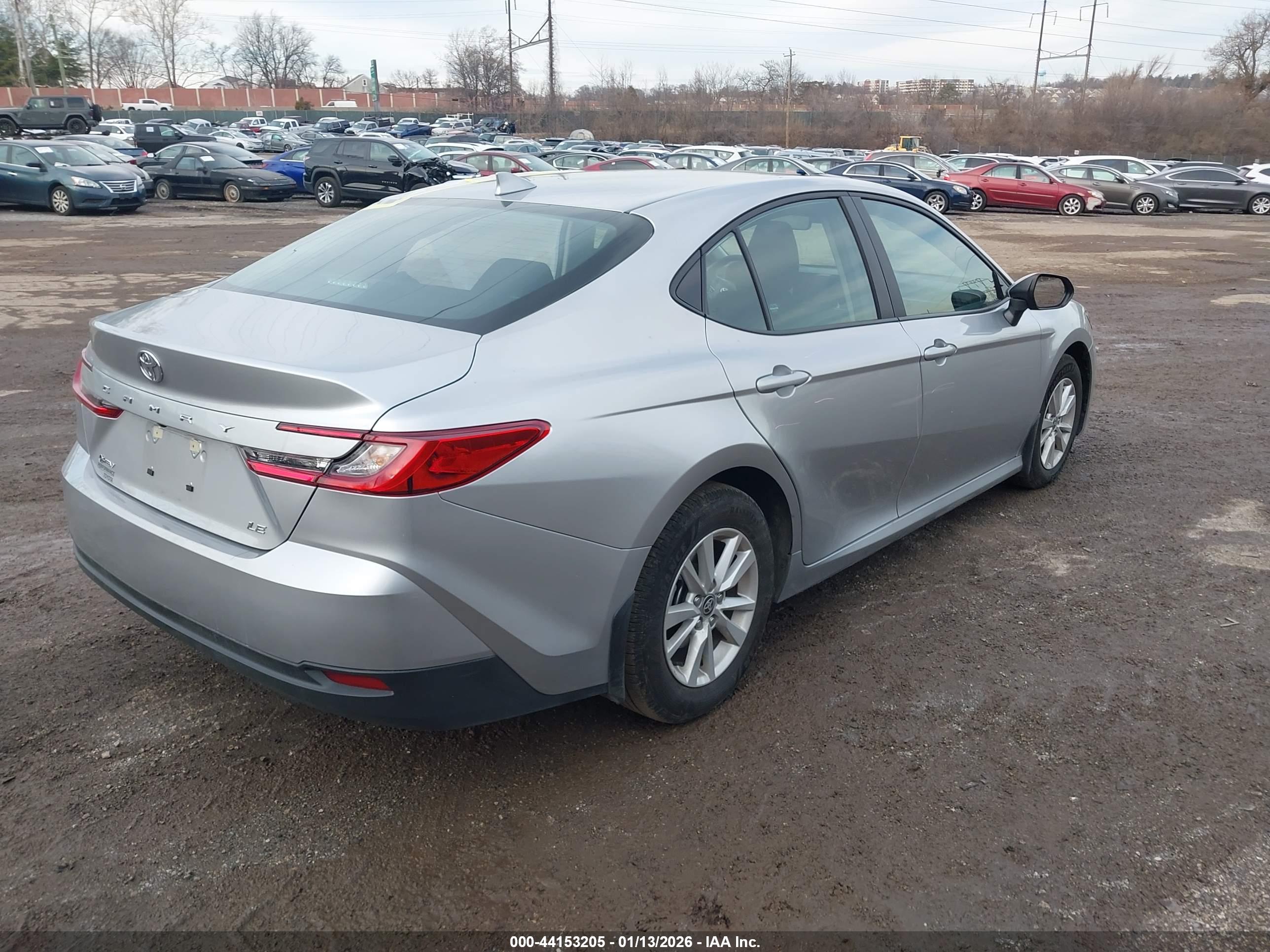 TOYOTA CAMRY image 4