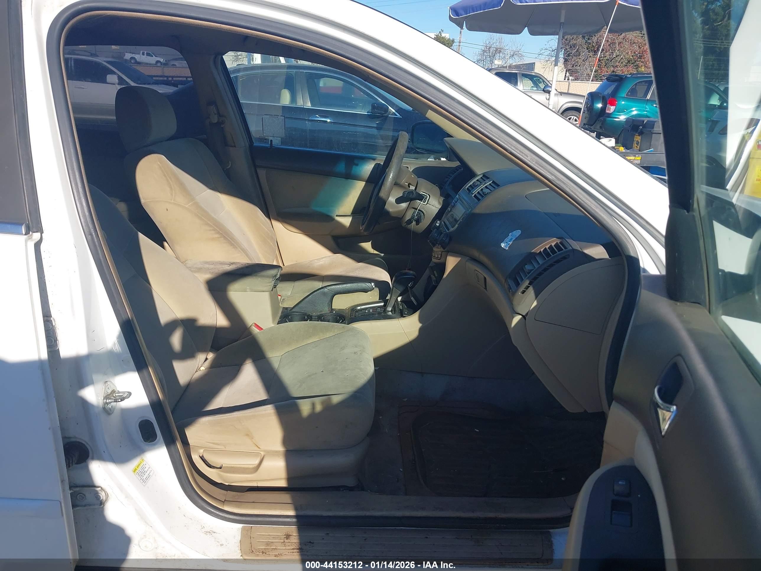 HONDA ACCORD image 5
