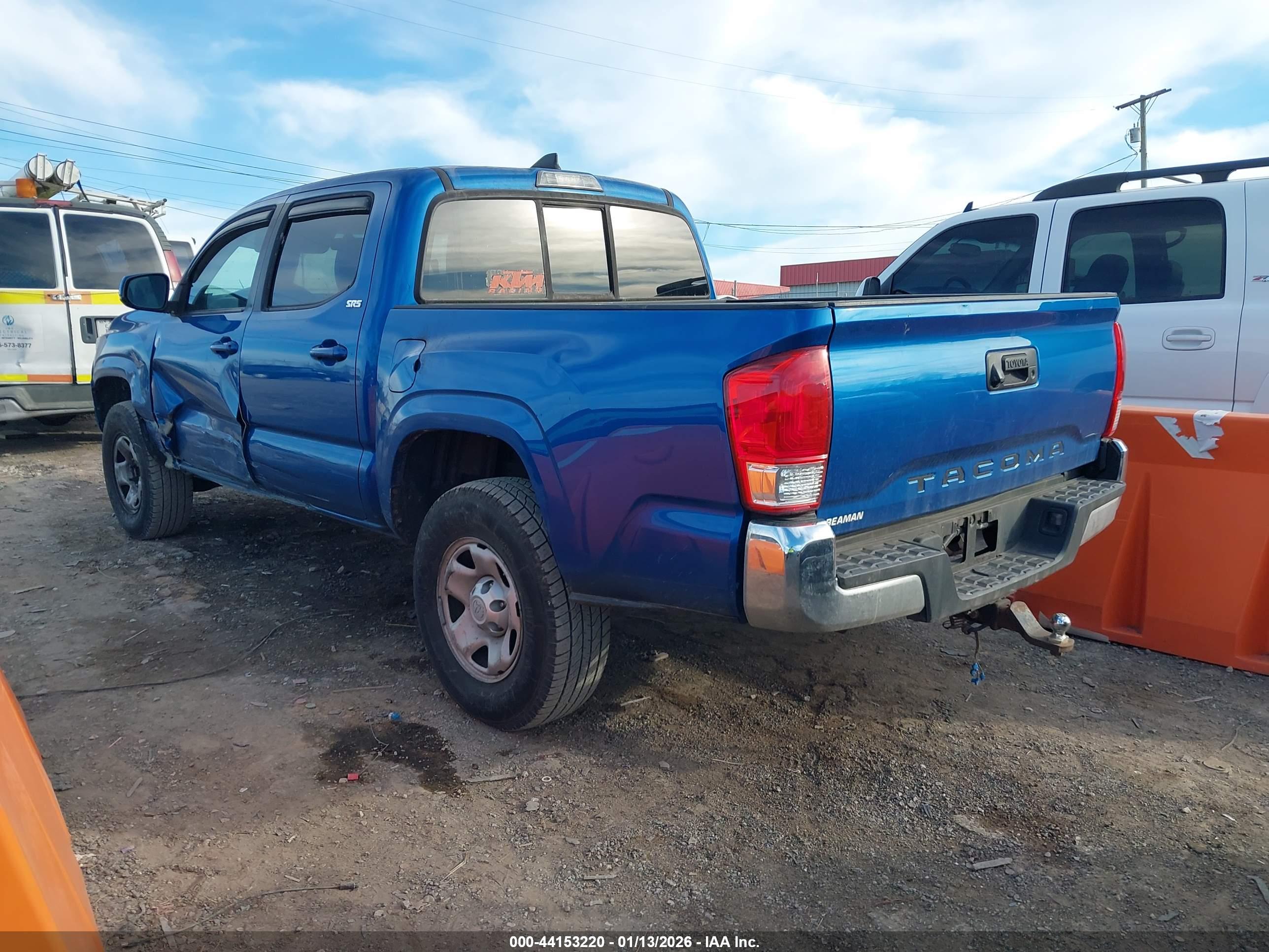 TOYOTA TACOMA image 3