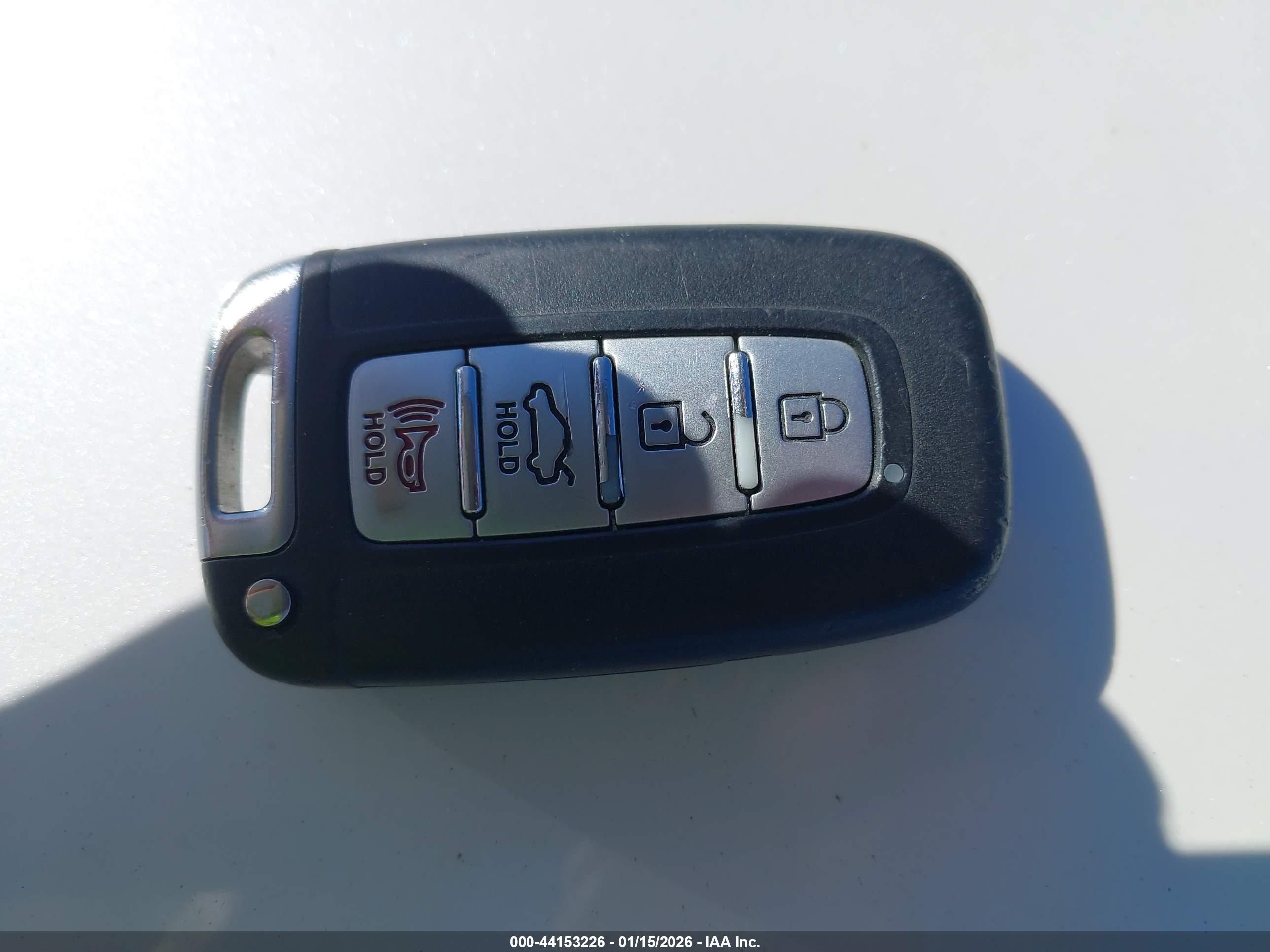 HYUNDAI SONATA image 11