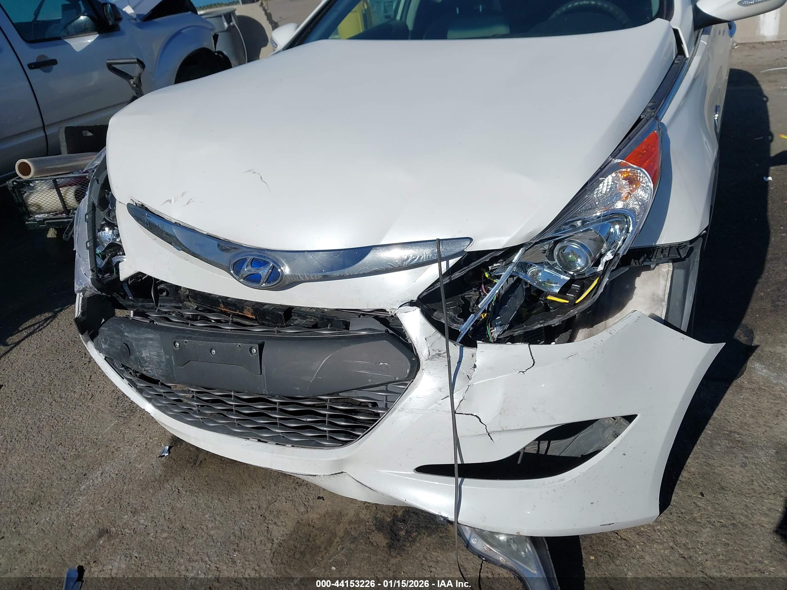 HYUNDAI SONATA image 6