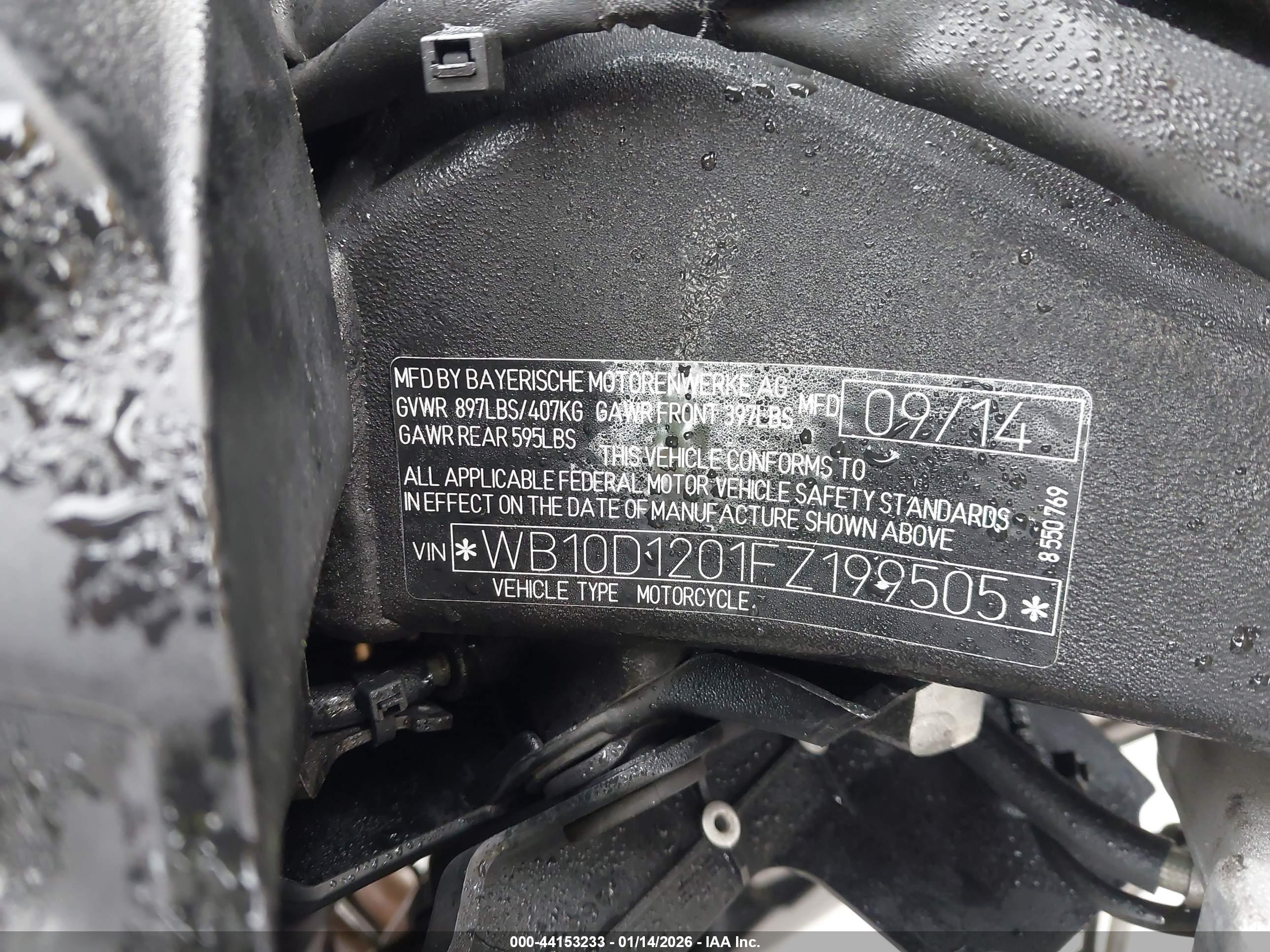 BMW S image 10