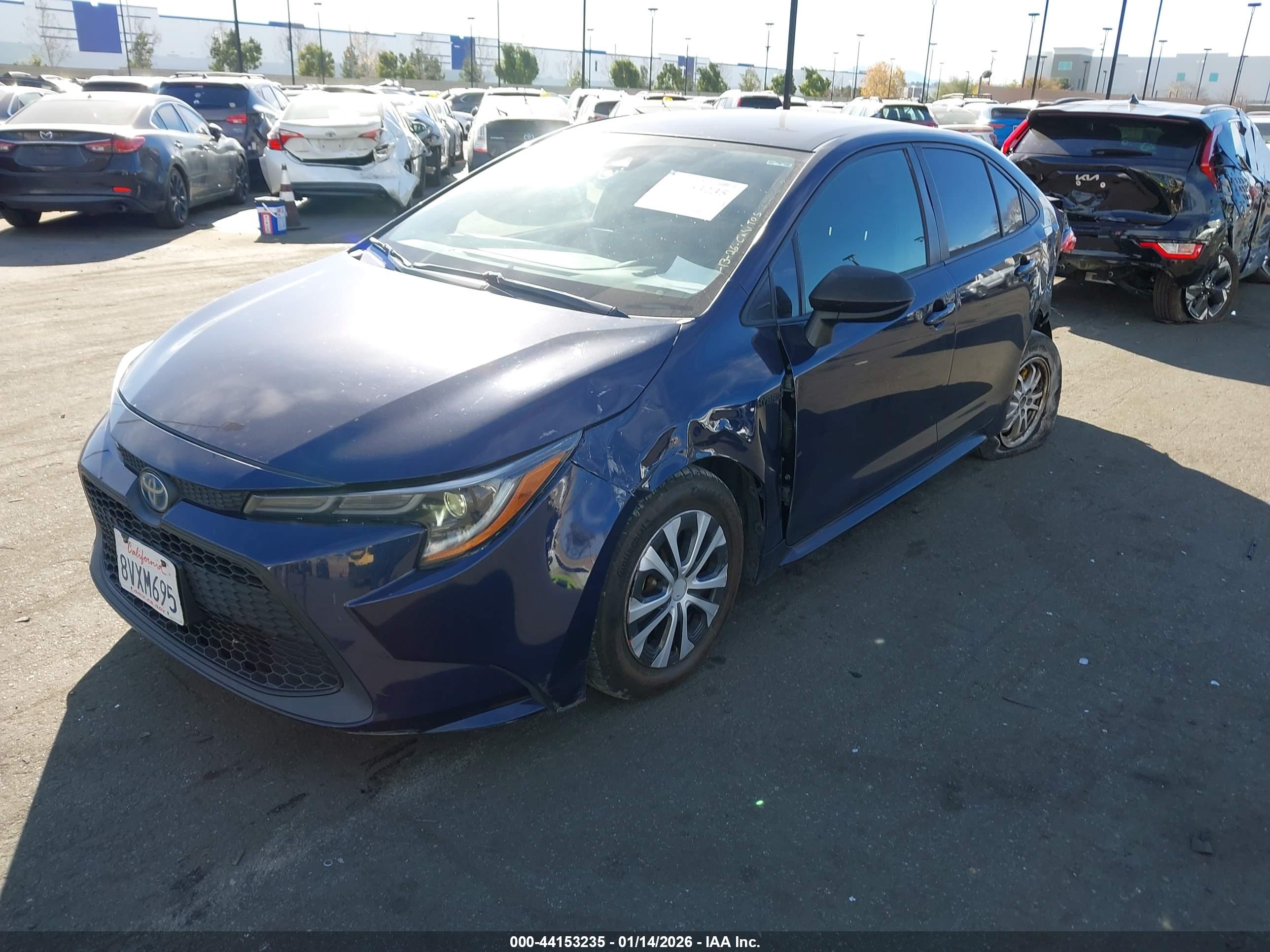 TOYOTA COROLLA image 2