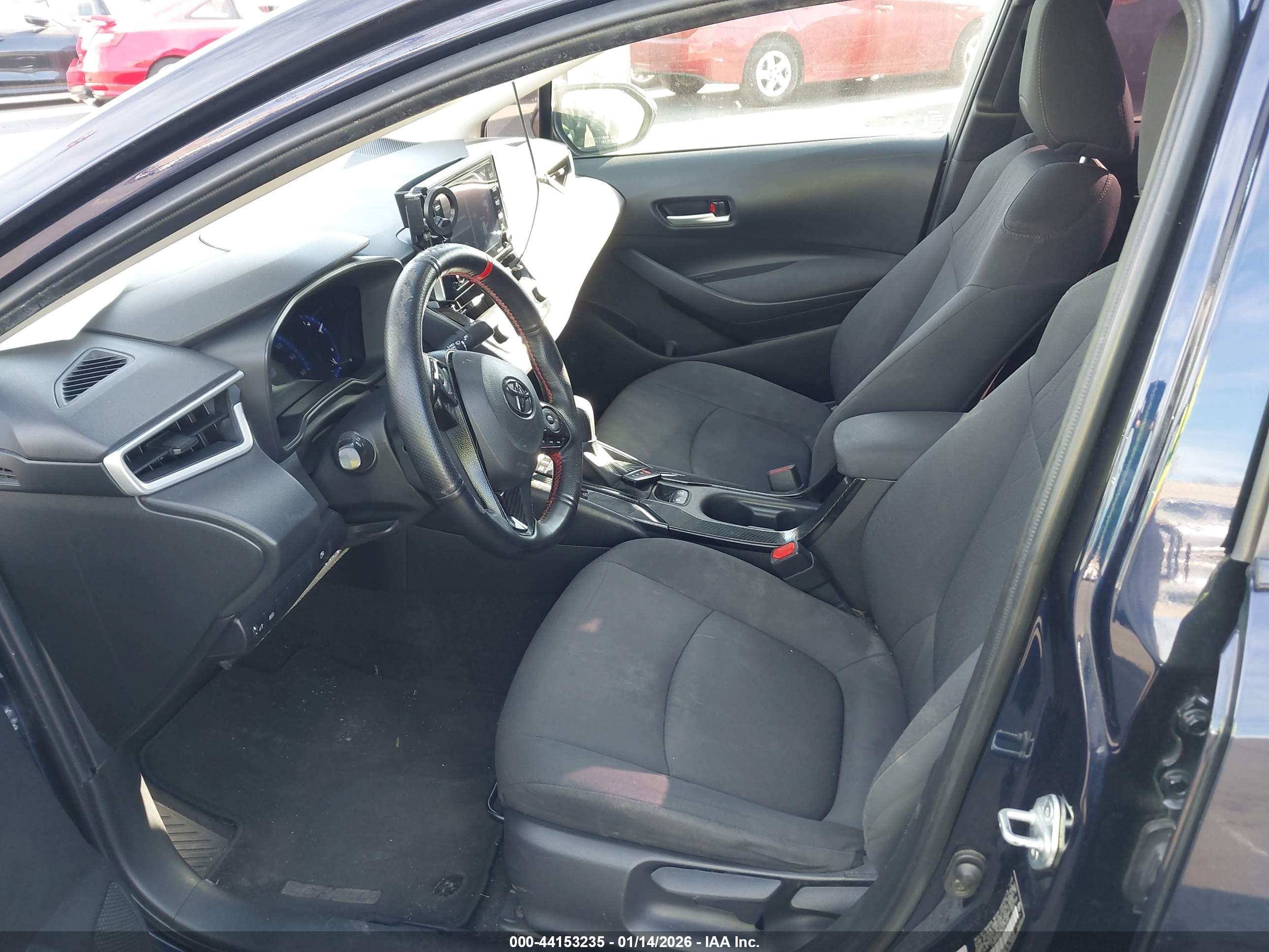 TOYOTA COROLLA image 5