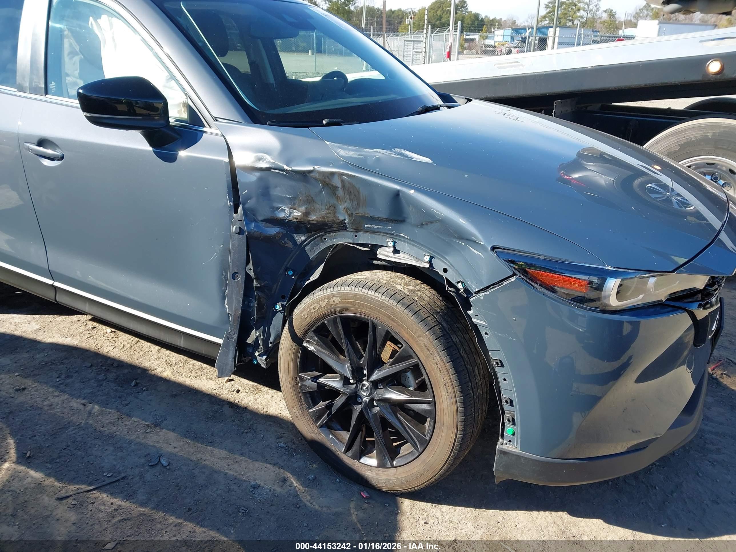 MAZDA CX-5 image 6