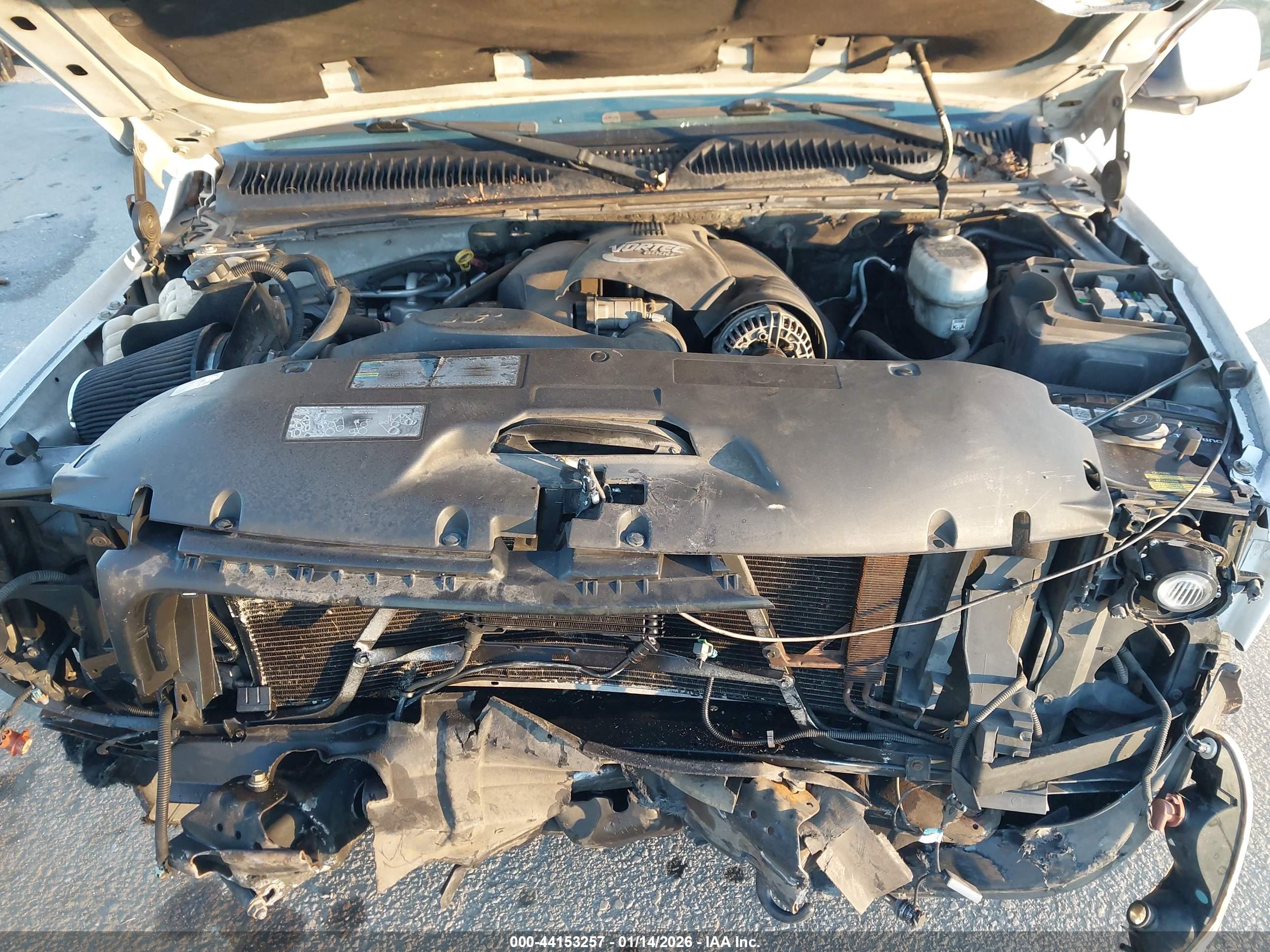 GMC YUKON image 10