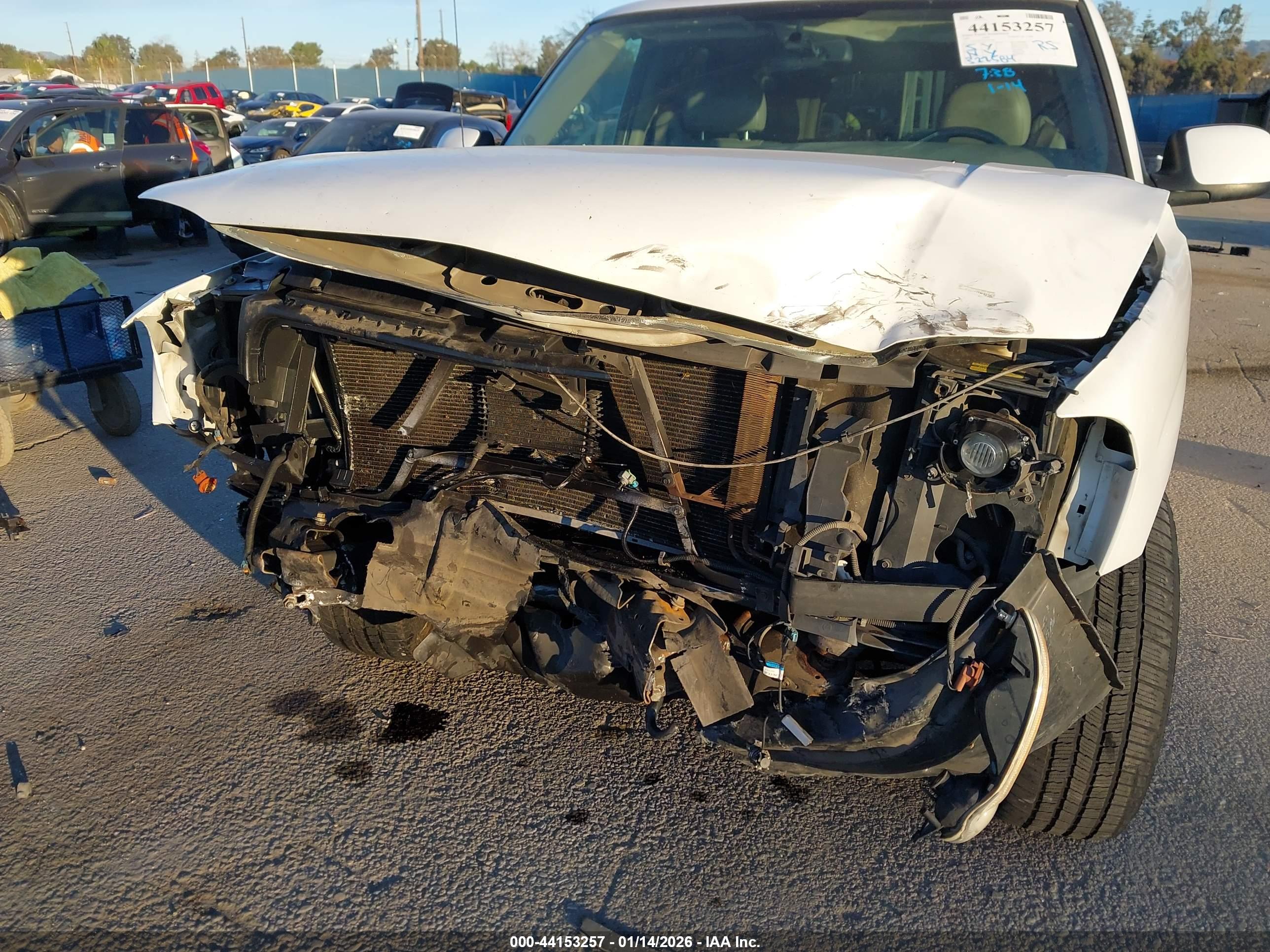 GMC YUKON image 6