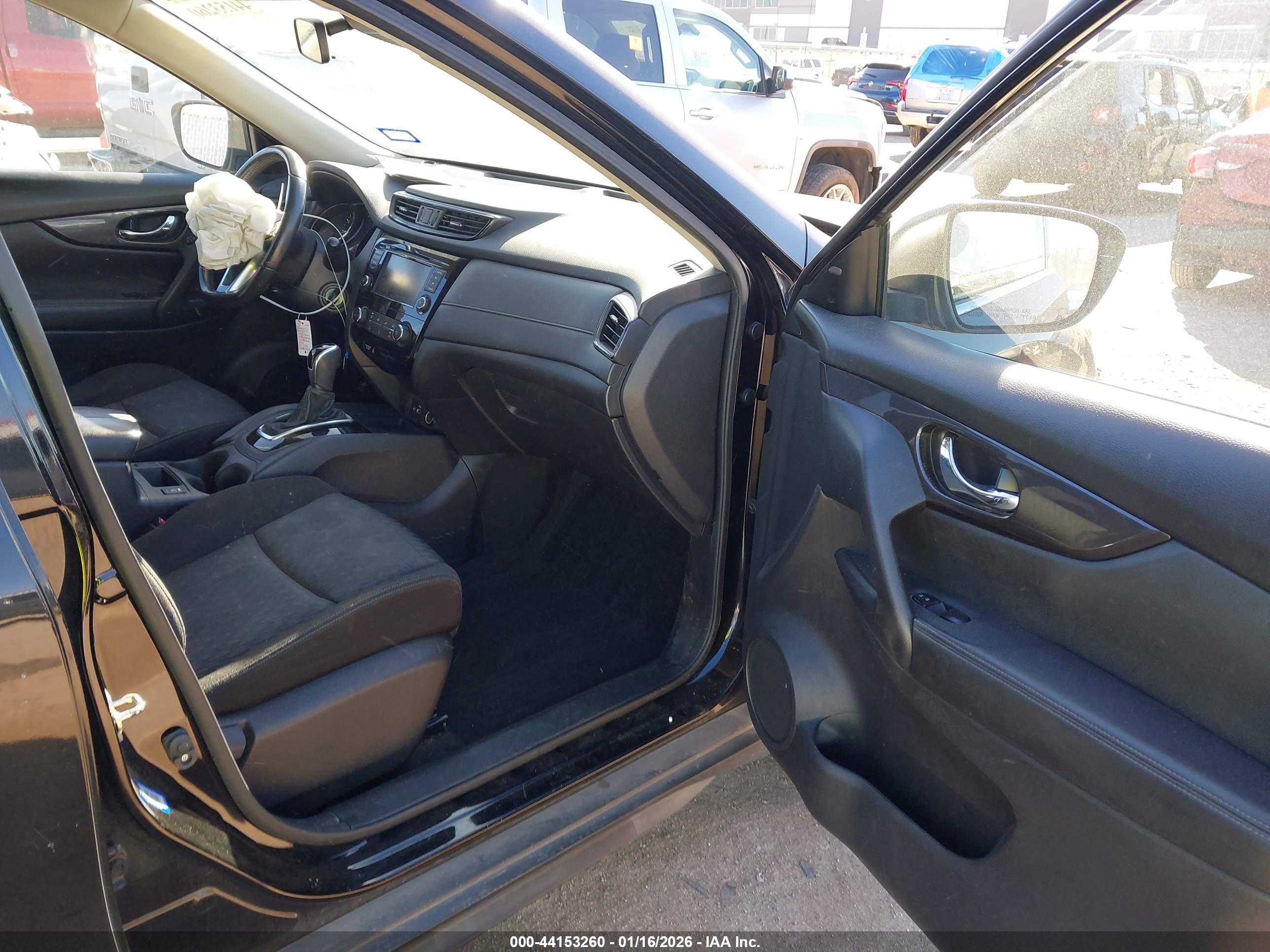 NISSAN ROGUE image 5