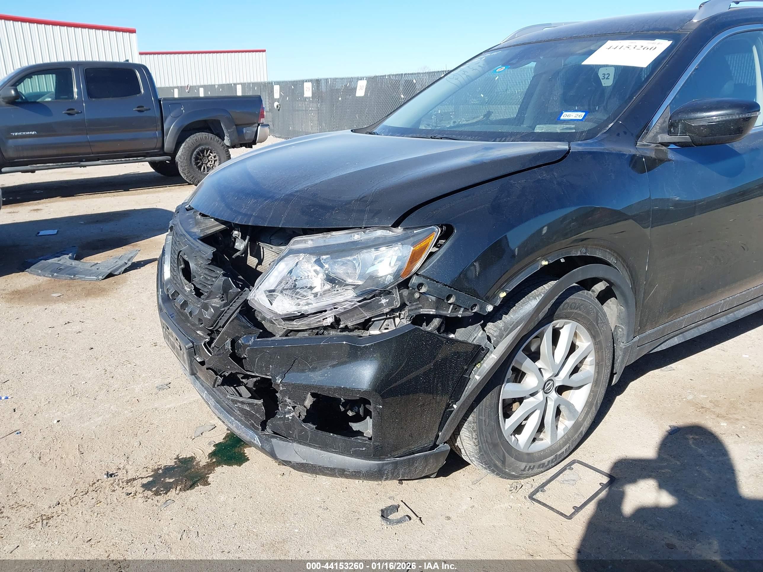 NISSAN ROGUE image 6