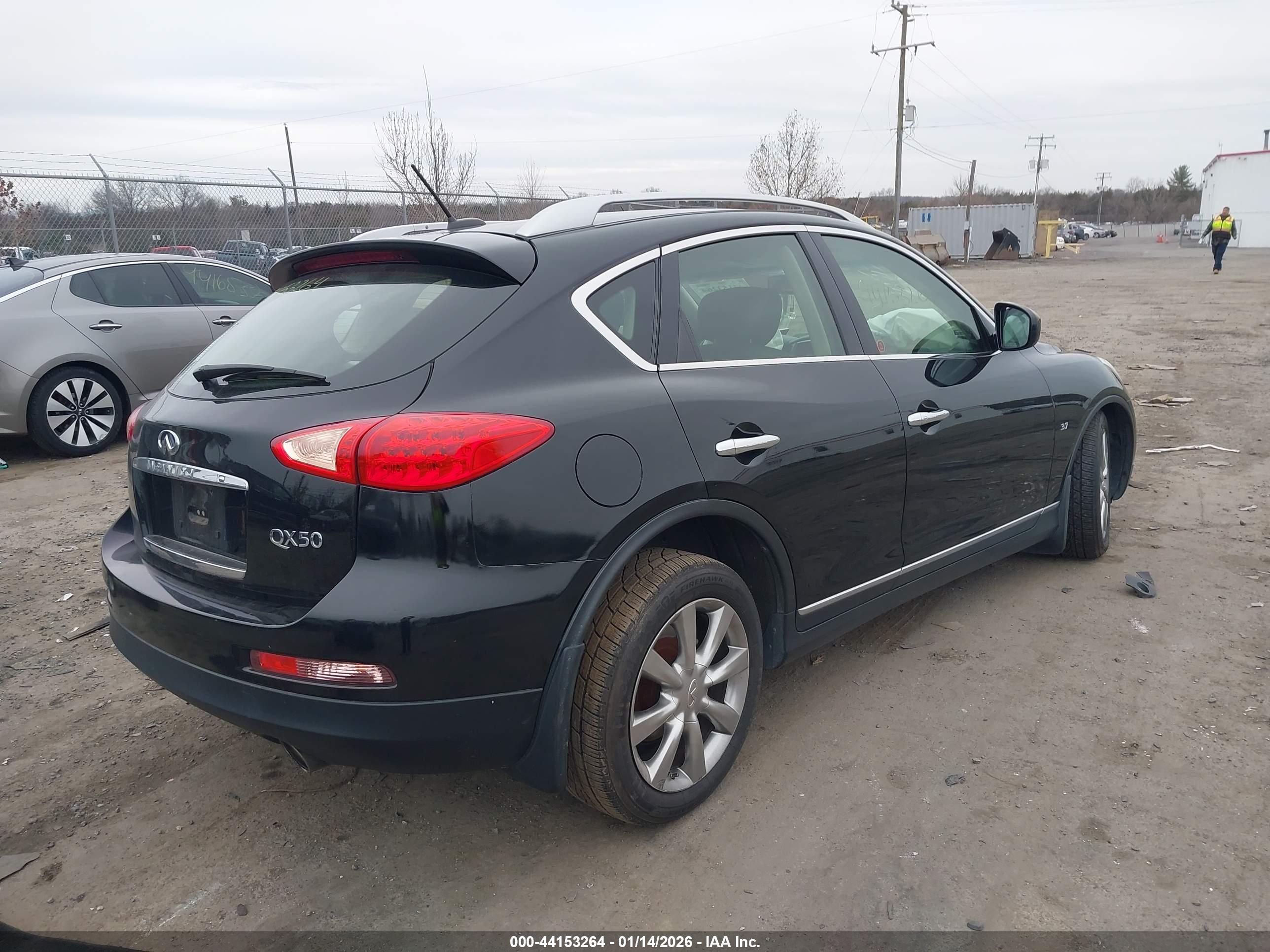 INFINITI QX50 image 4