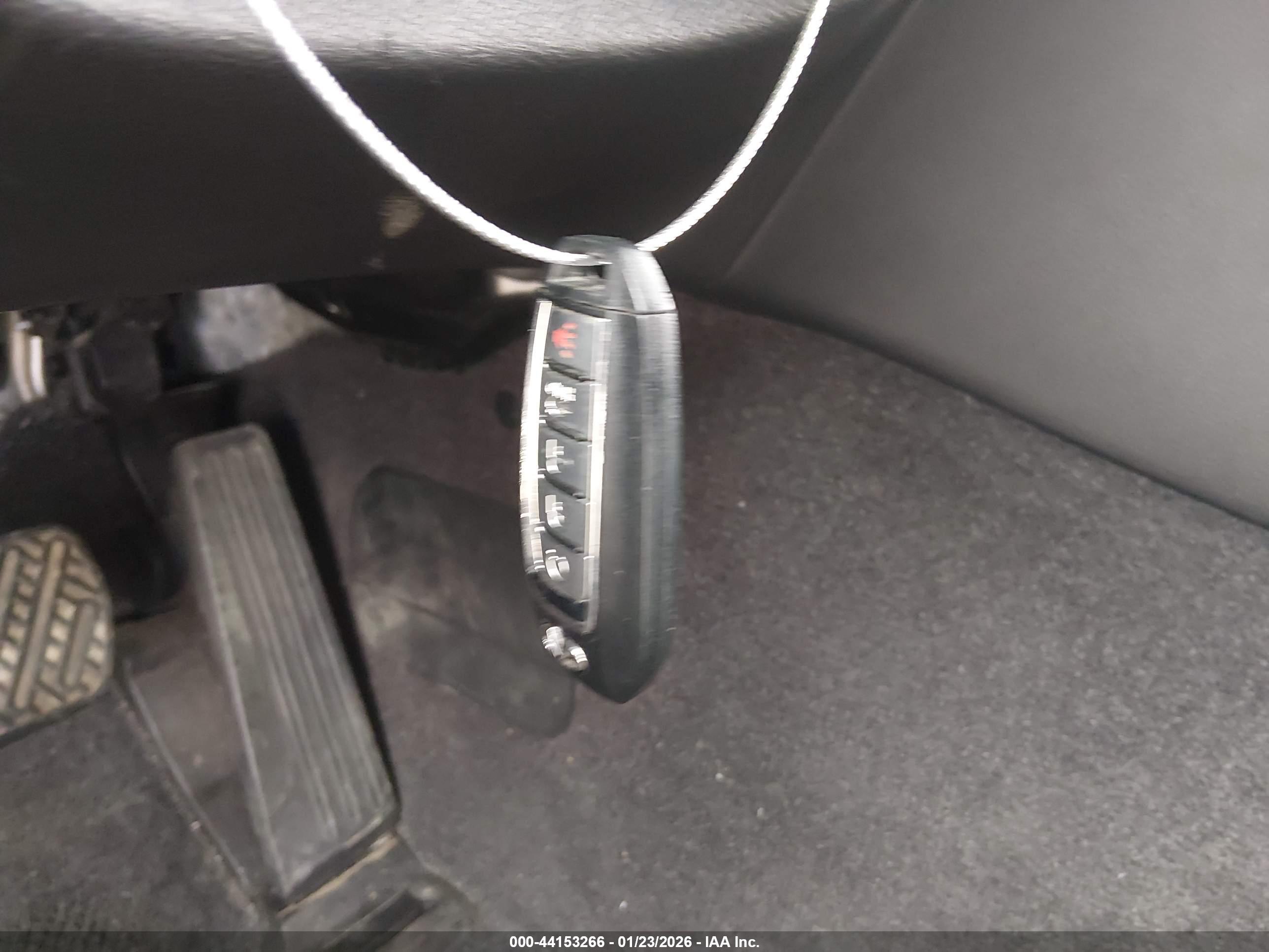 INFINITI Q60 image 11