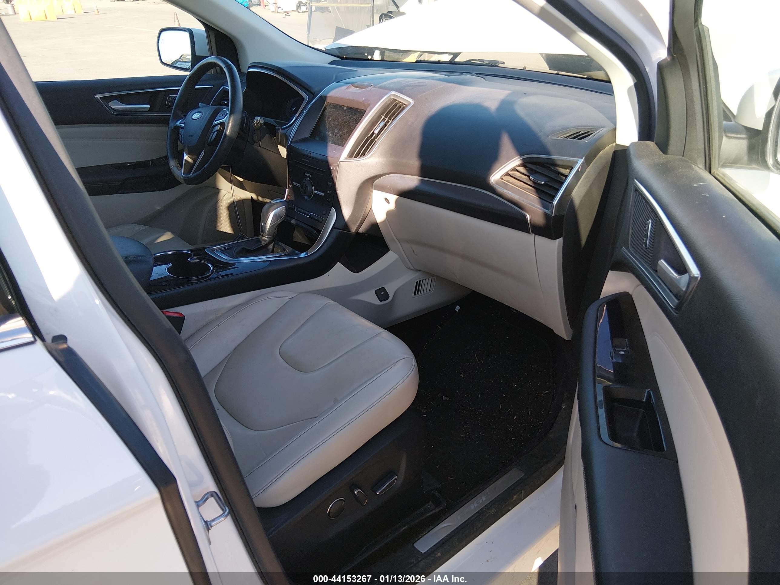 FORD EDGE image 5