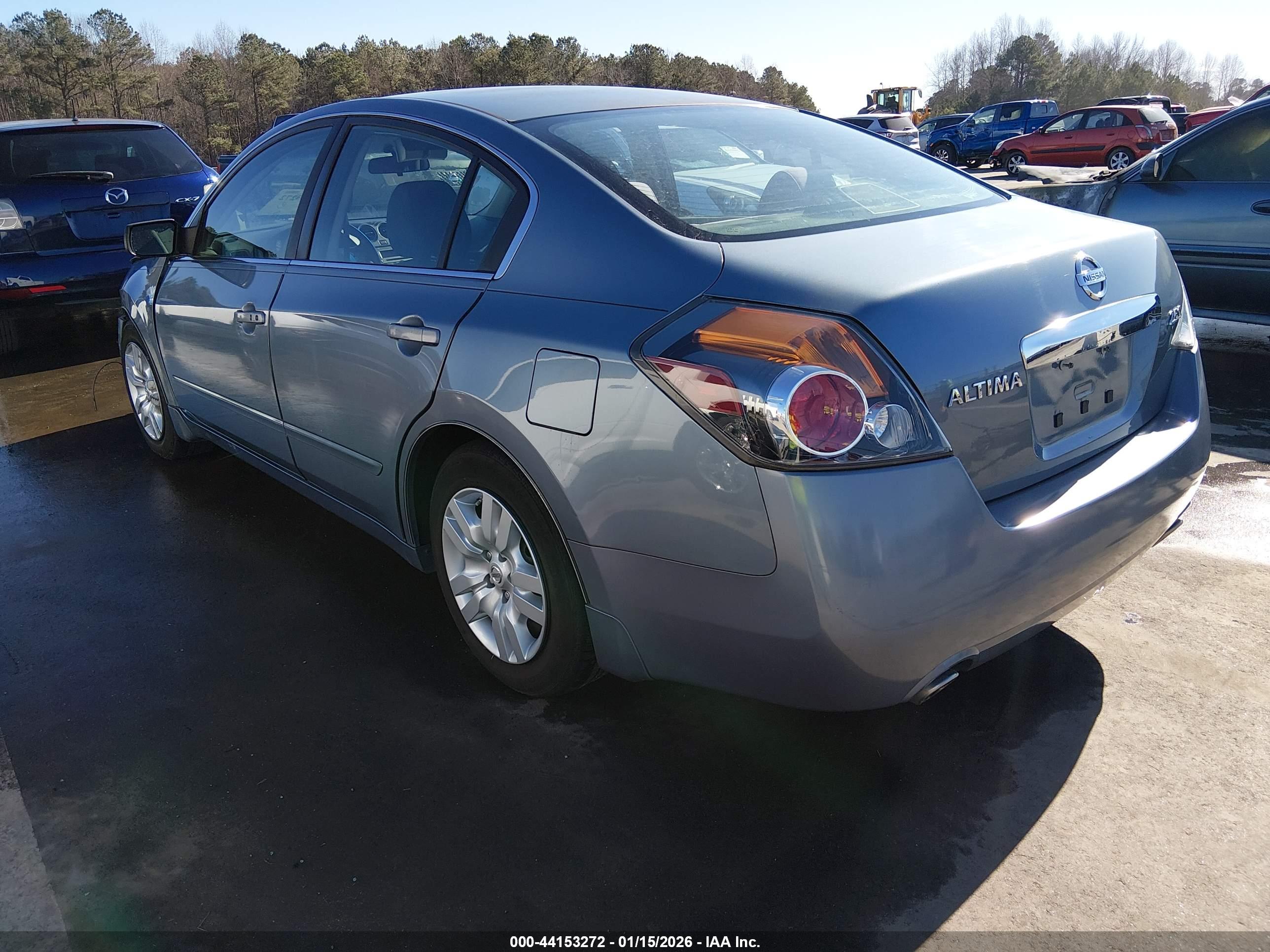 NISSAN ALTIMA image 3