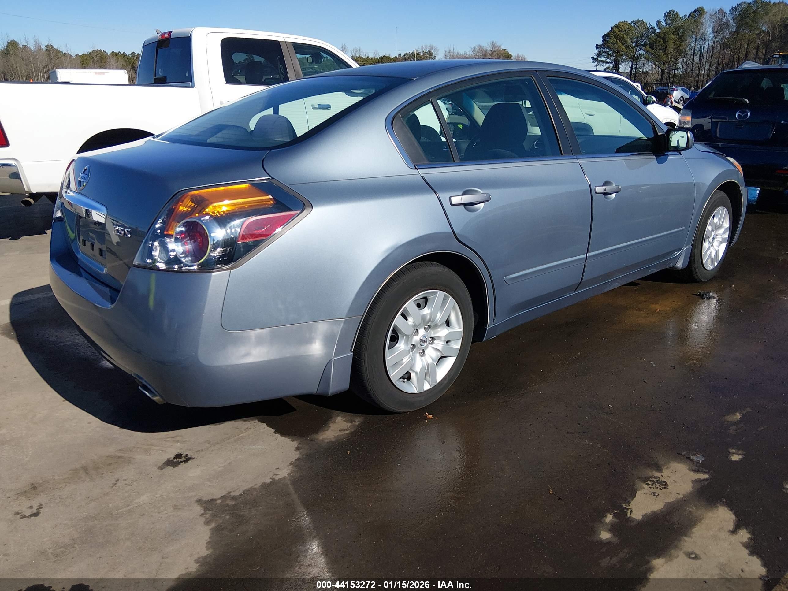NISSAN ALTIMA image 4