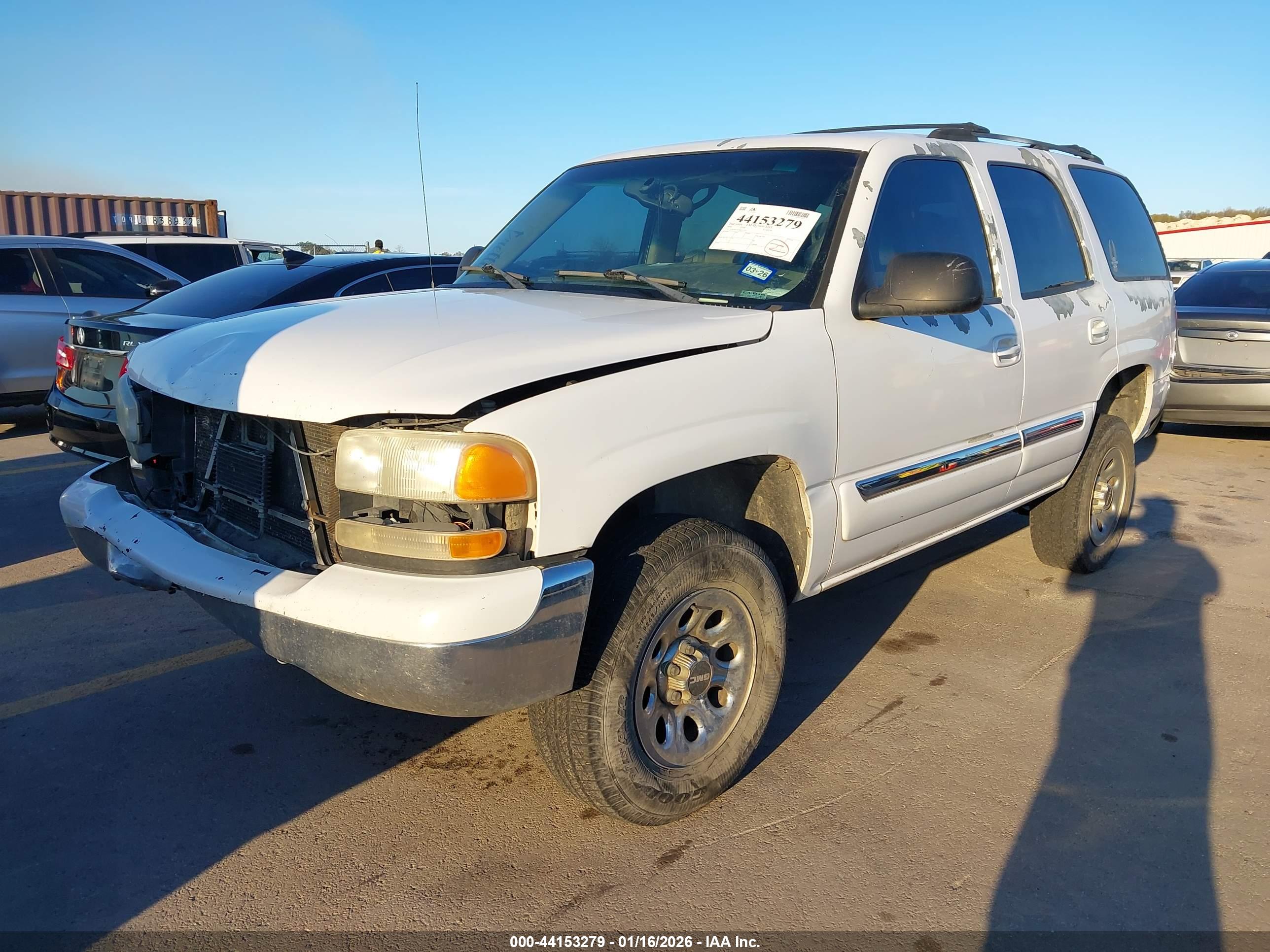 GMC YUKON image 2