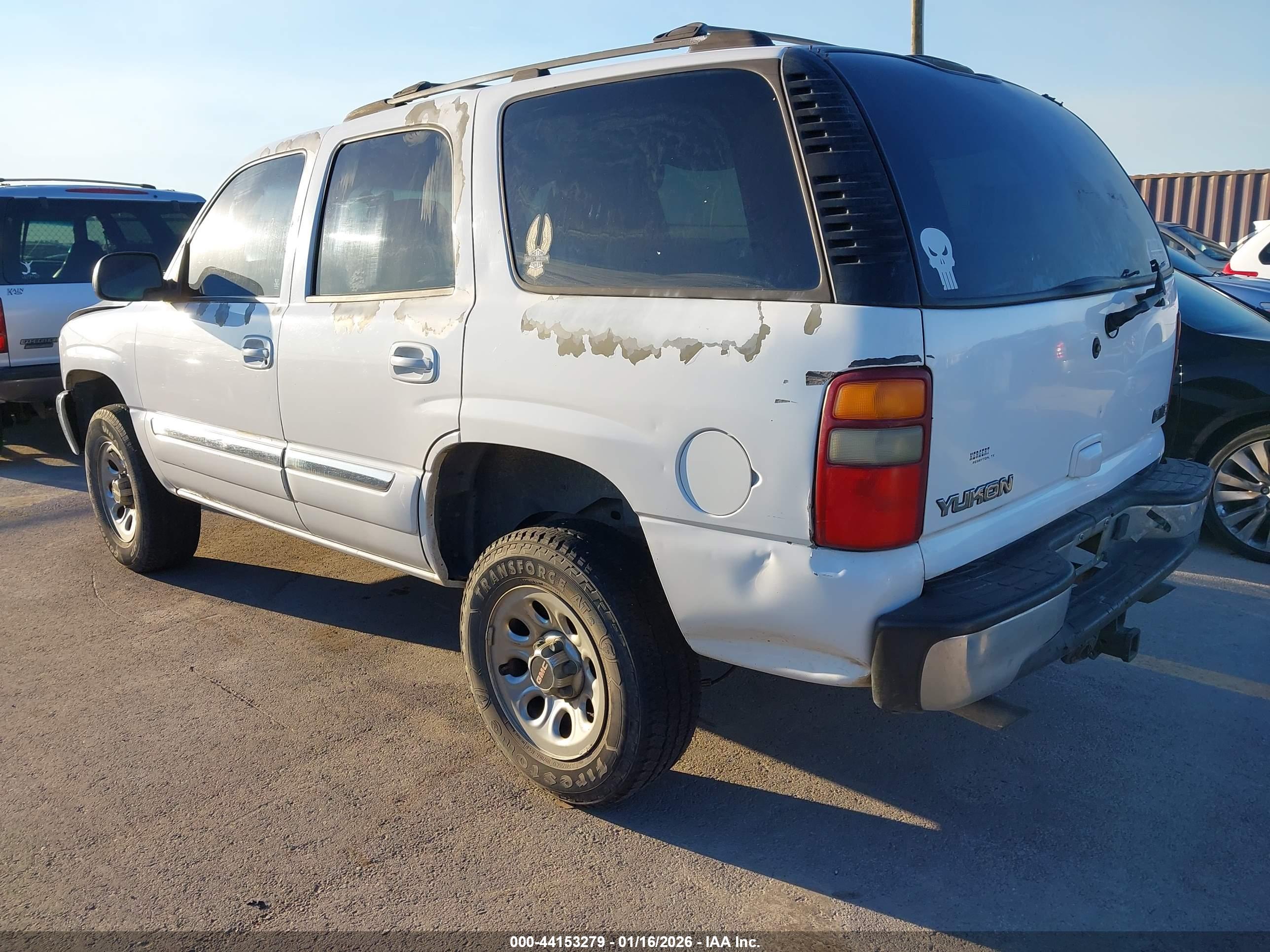 GMC YUKON image 3