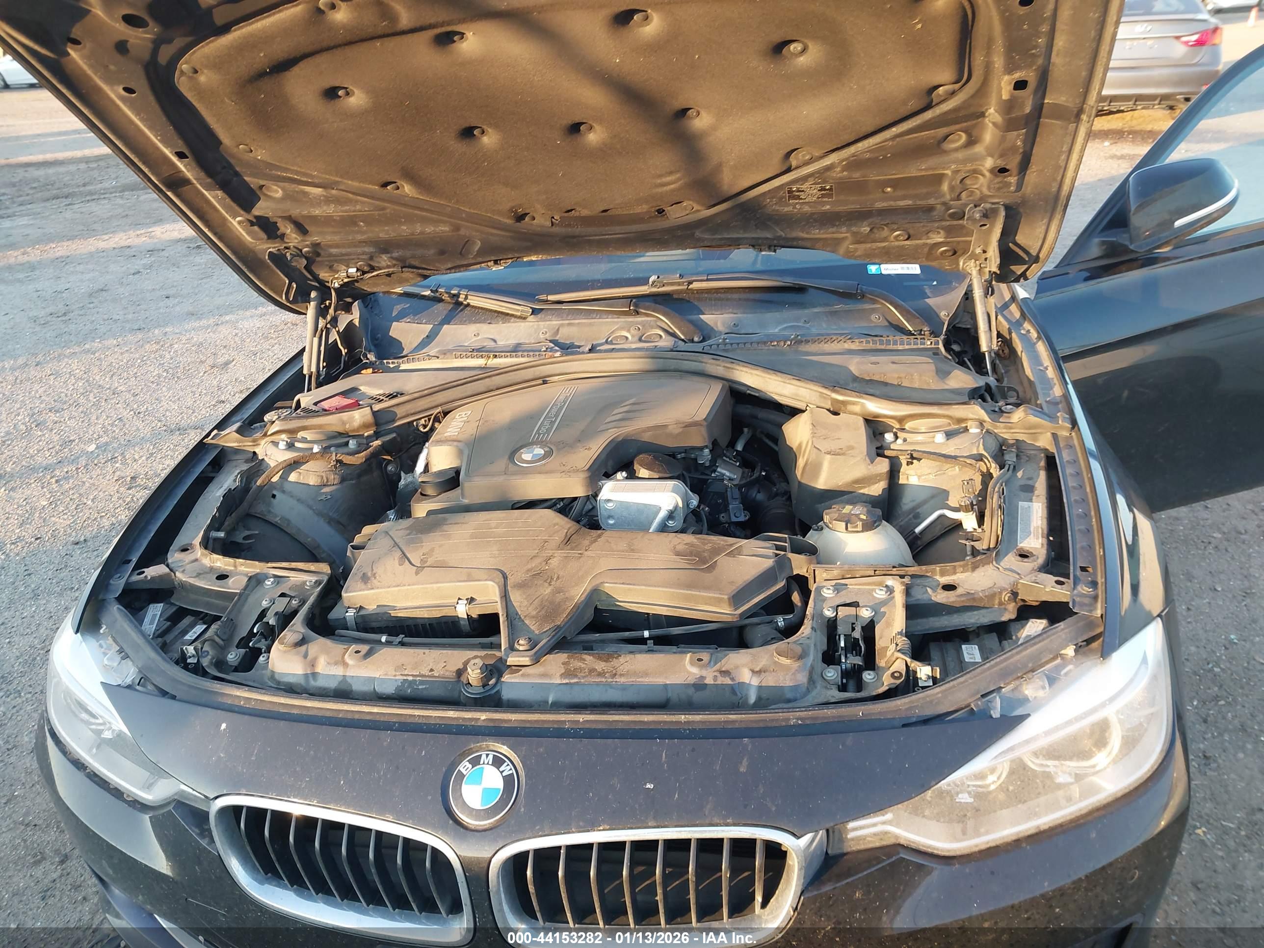 BMW 328I image 10