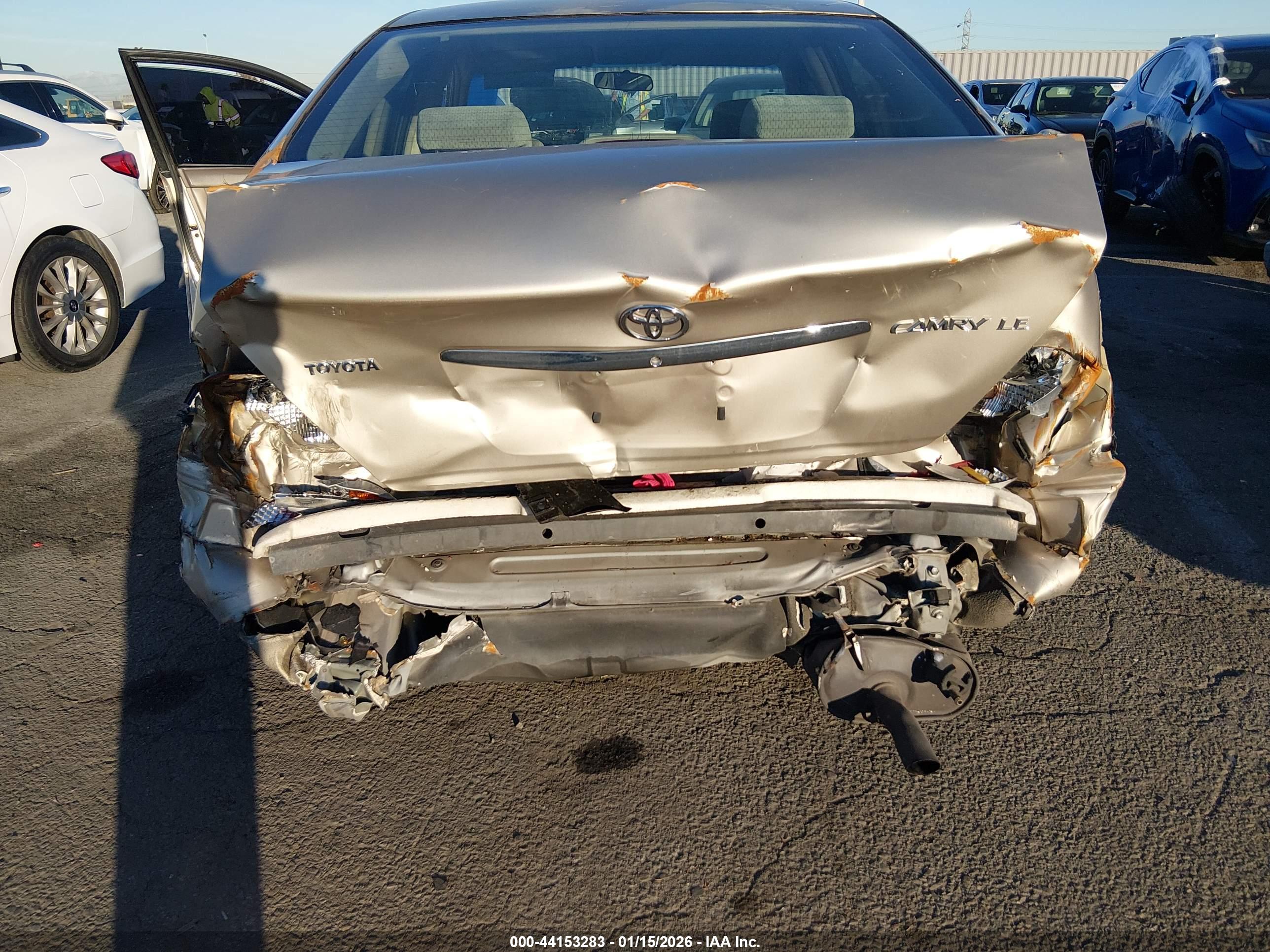 TOYOTA CAMRY image 6