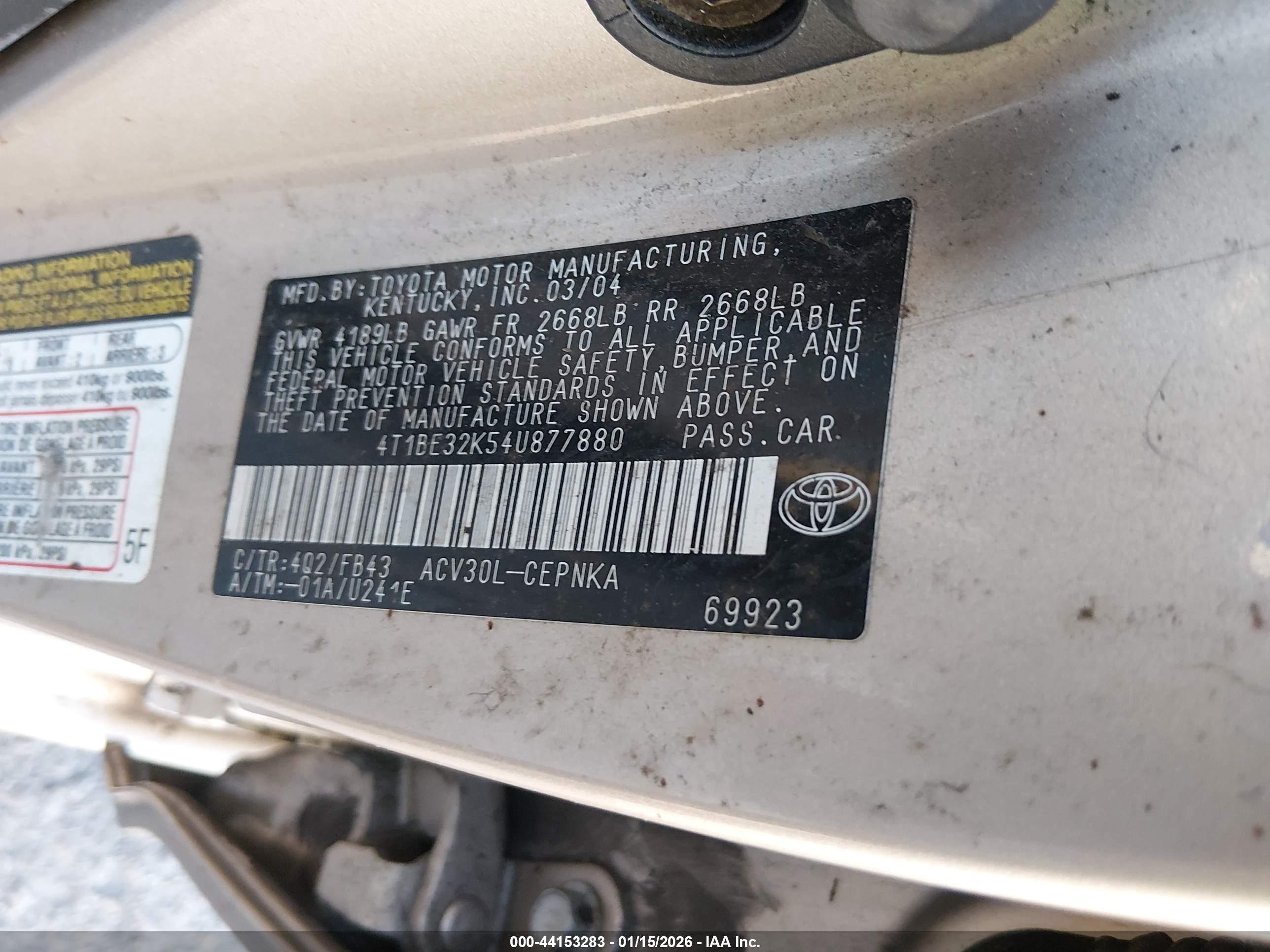 TOYOTA CAMRY image 9
