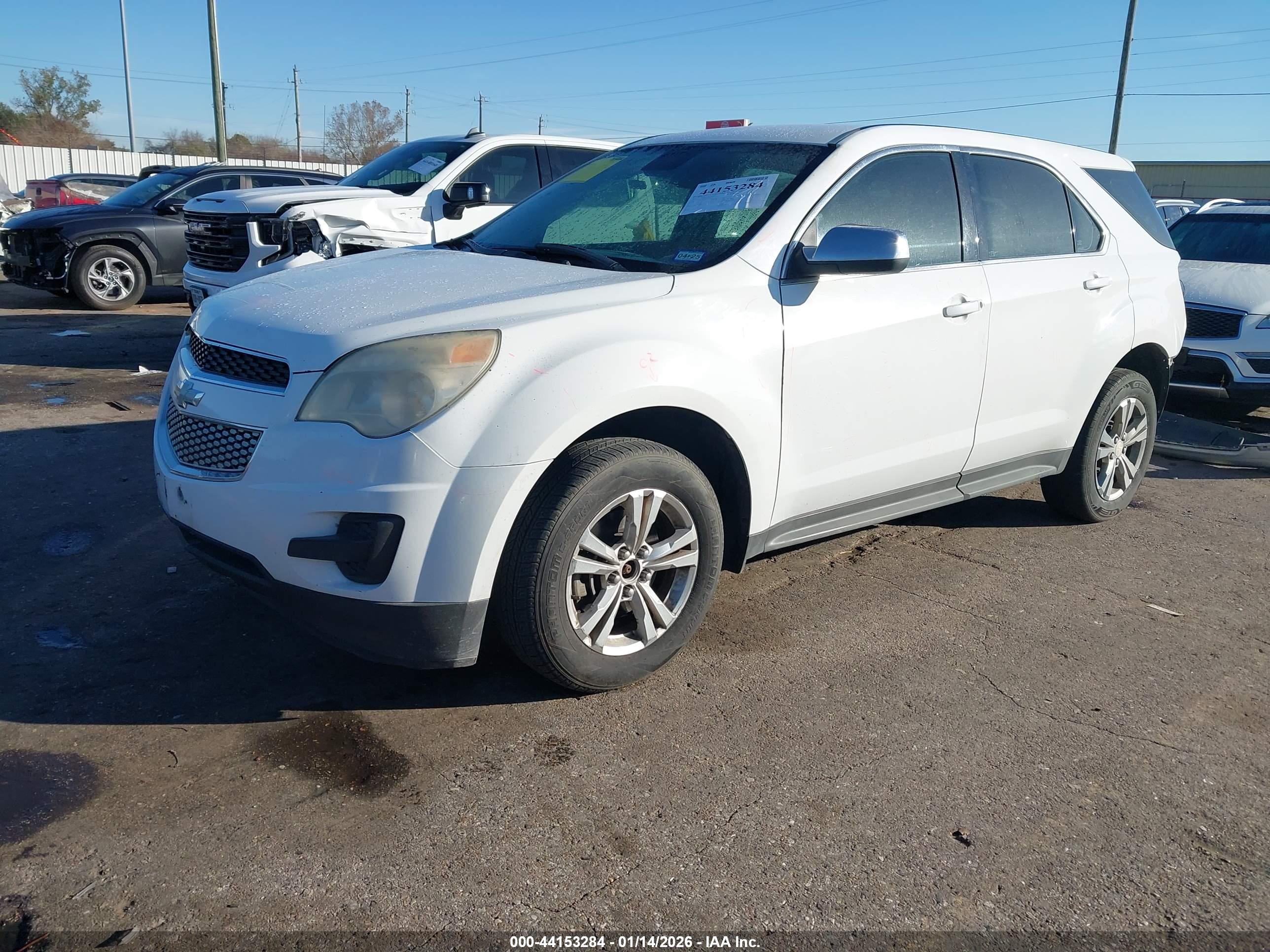 CHEVROLET EQUINOX image 2