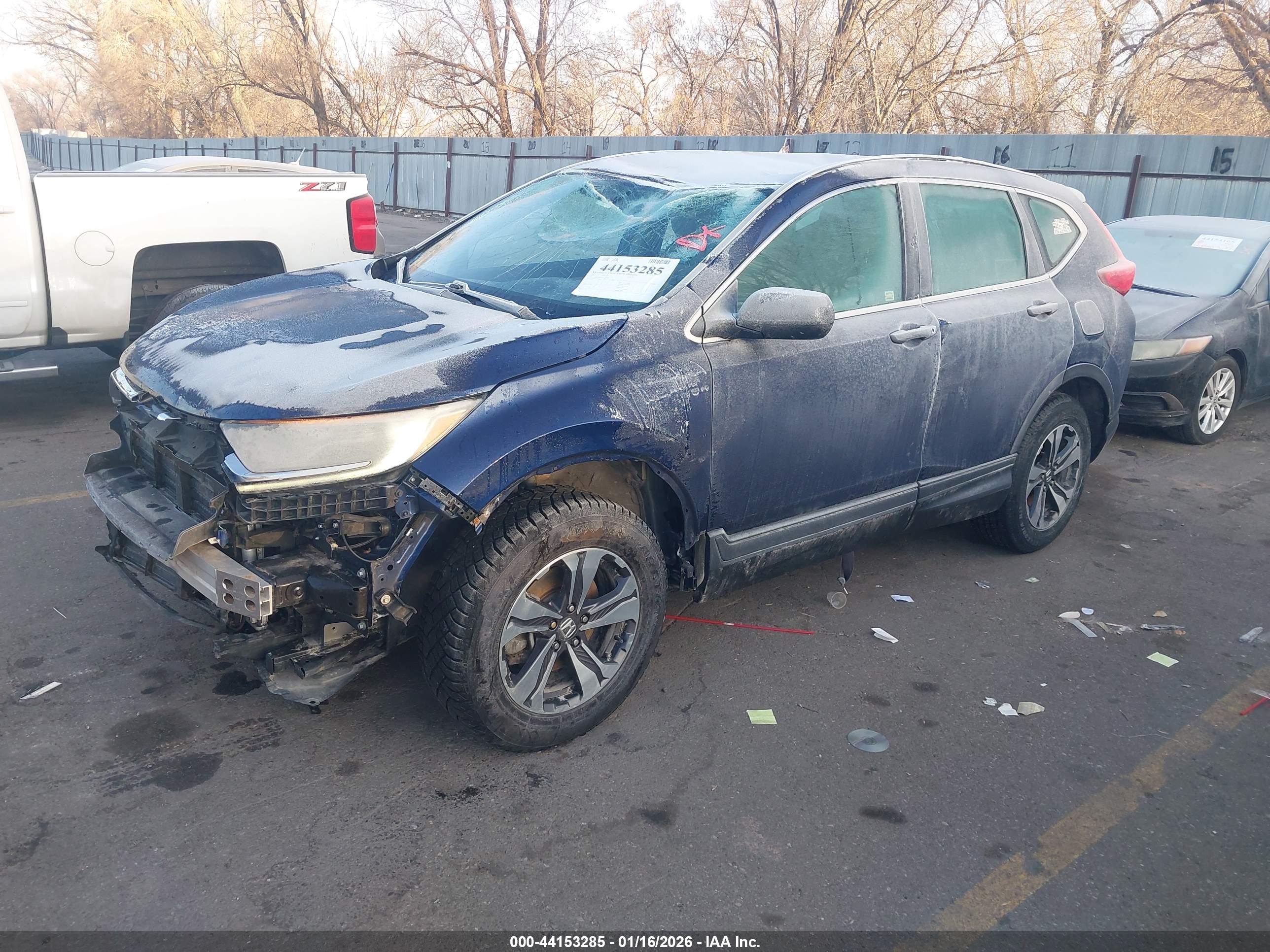 HONDA CR-V image 2