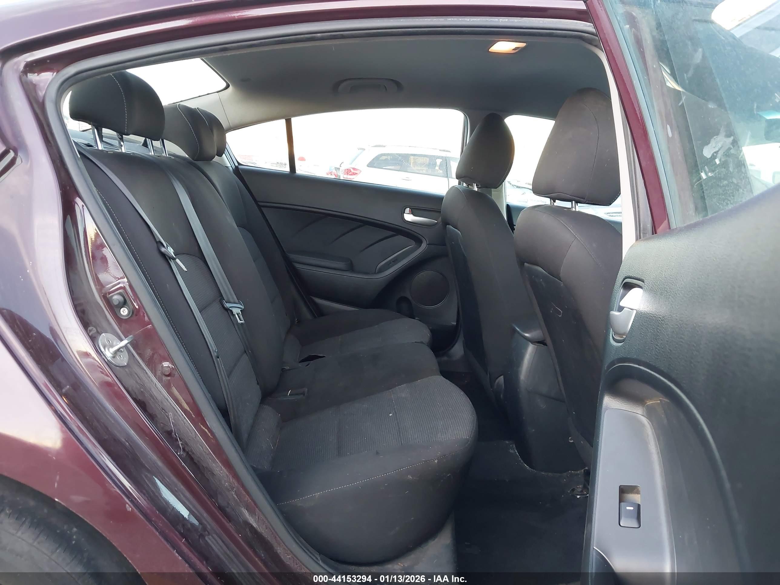 KIA FORTE image 8