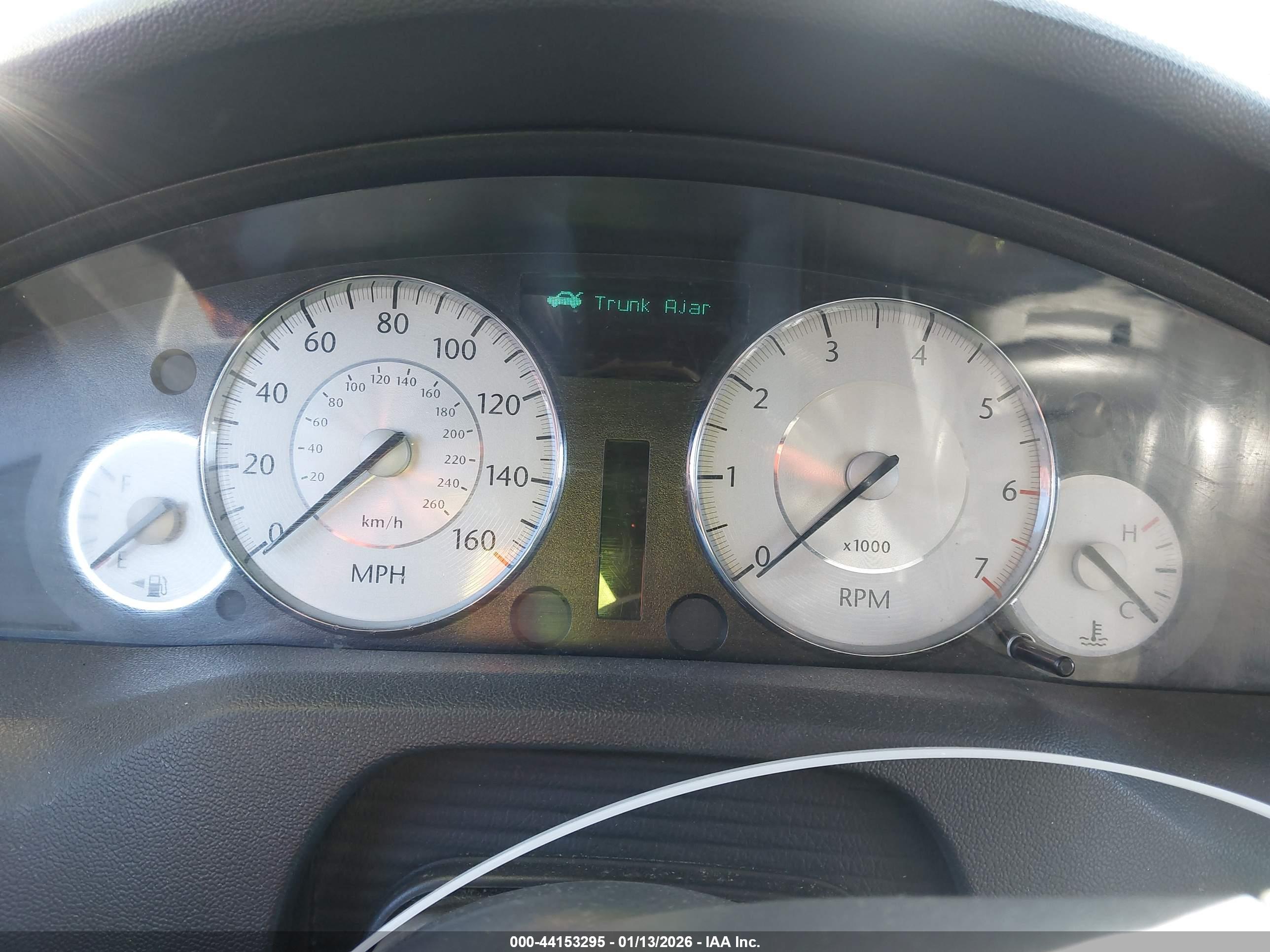 CHRYSLER 300C image 7