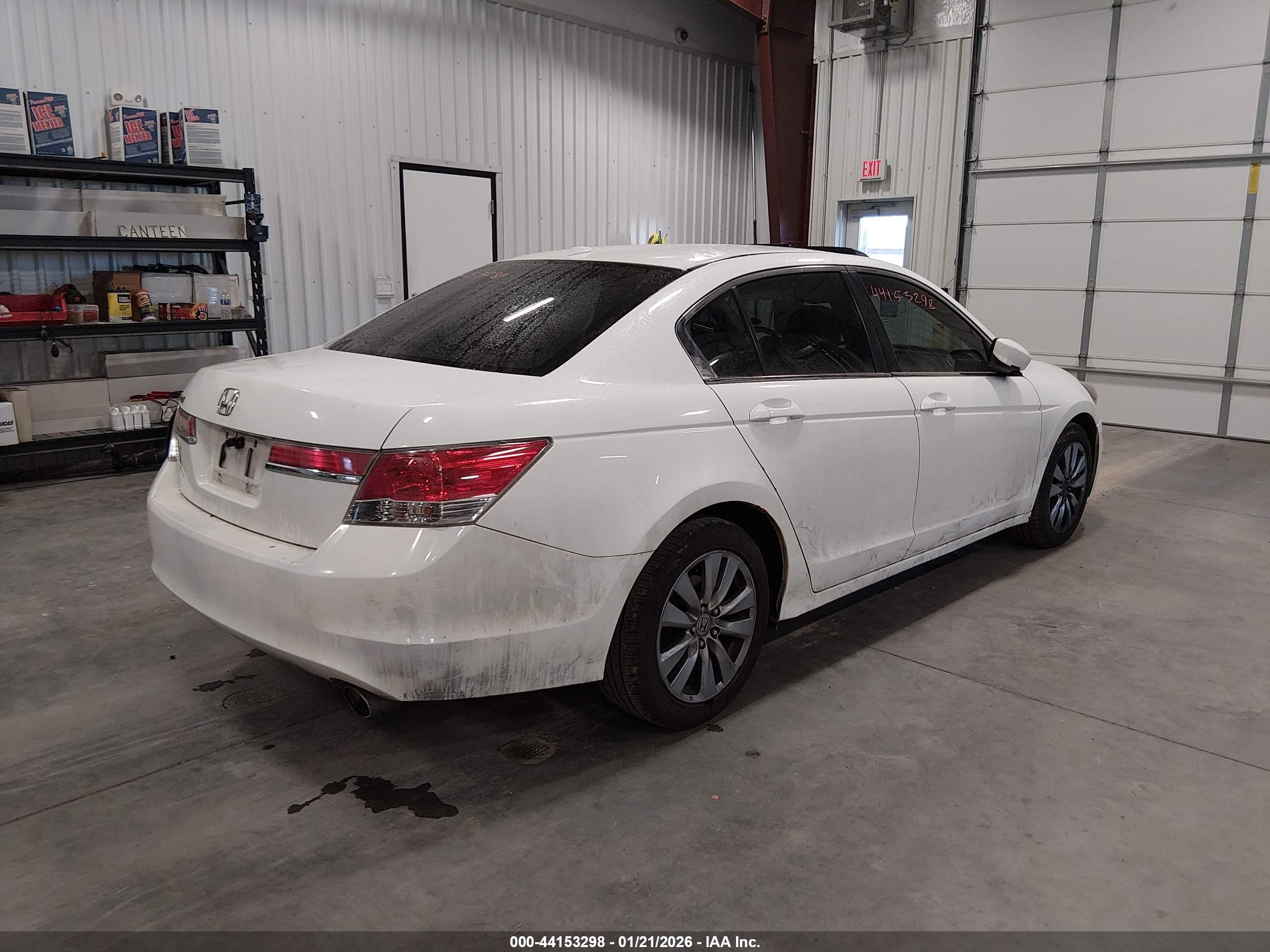 HONDA ACCORD image 4